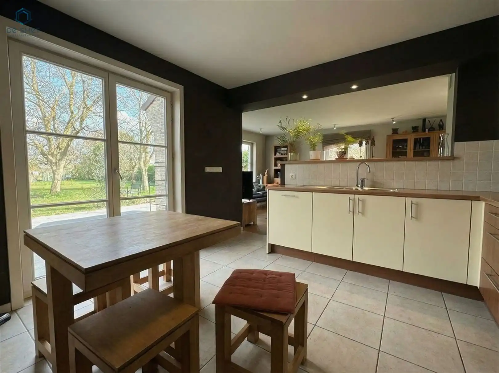 RECENTE ENERGIEZUINIGE VILLA MET MOOIE TUIN foto 11