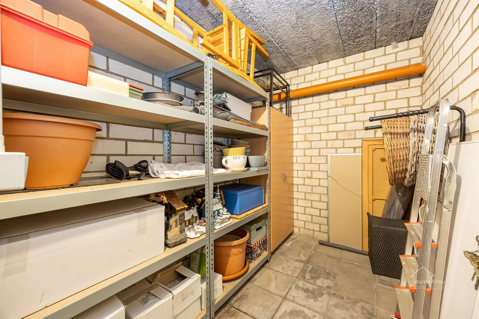 Instapklaar 2-Slaapk Appartement, terras en garagebox foto 20