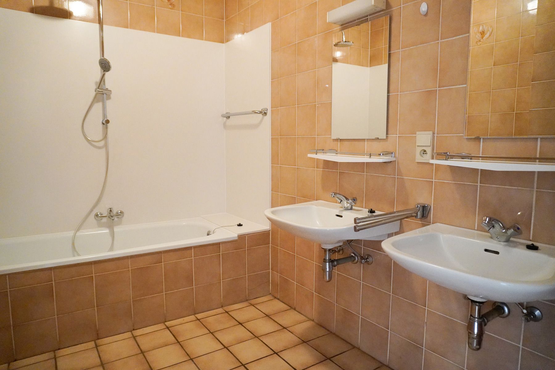 Appartement te huur in Lint!  foto 11