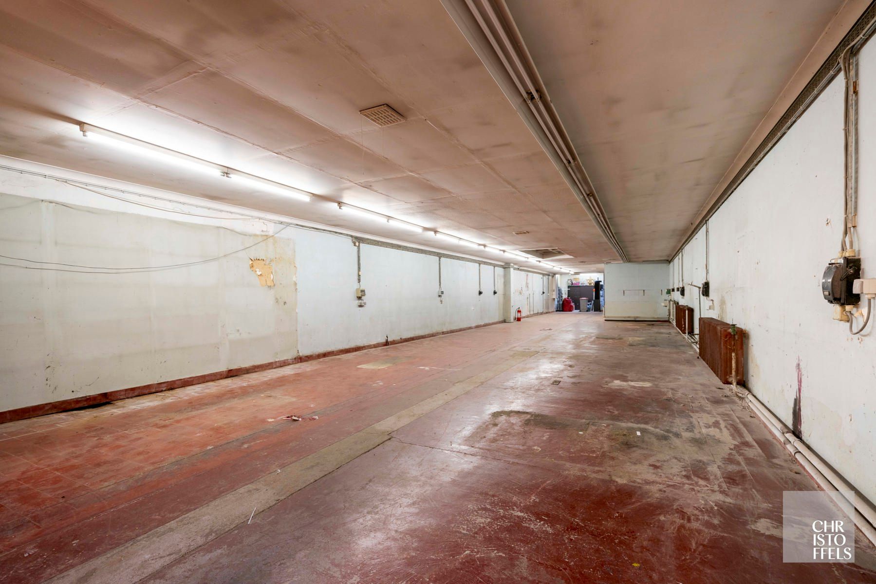 Gebouw voor gemengd gebruik van 572m² - Winkel/kantoor - Werkplaats/magazijn - Bovenwoning foto 11