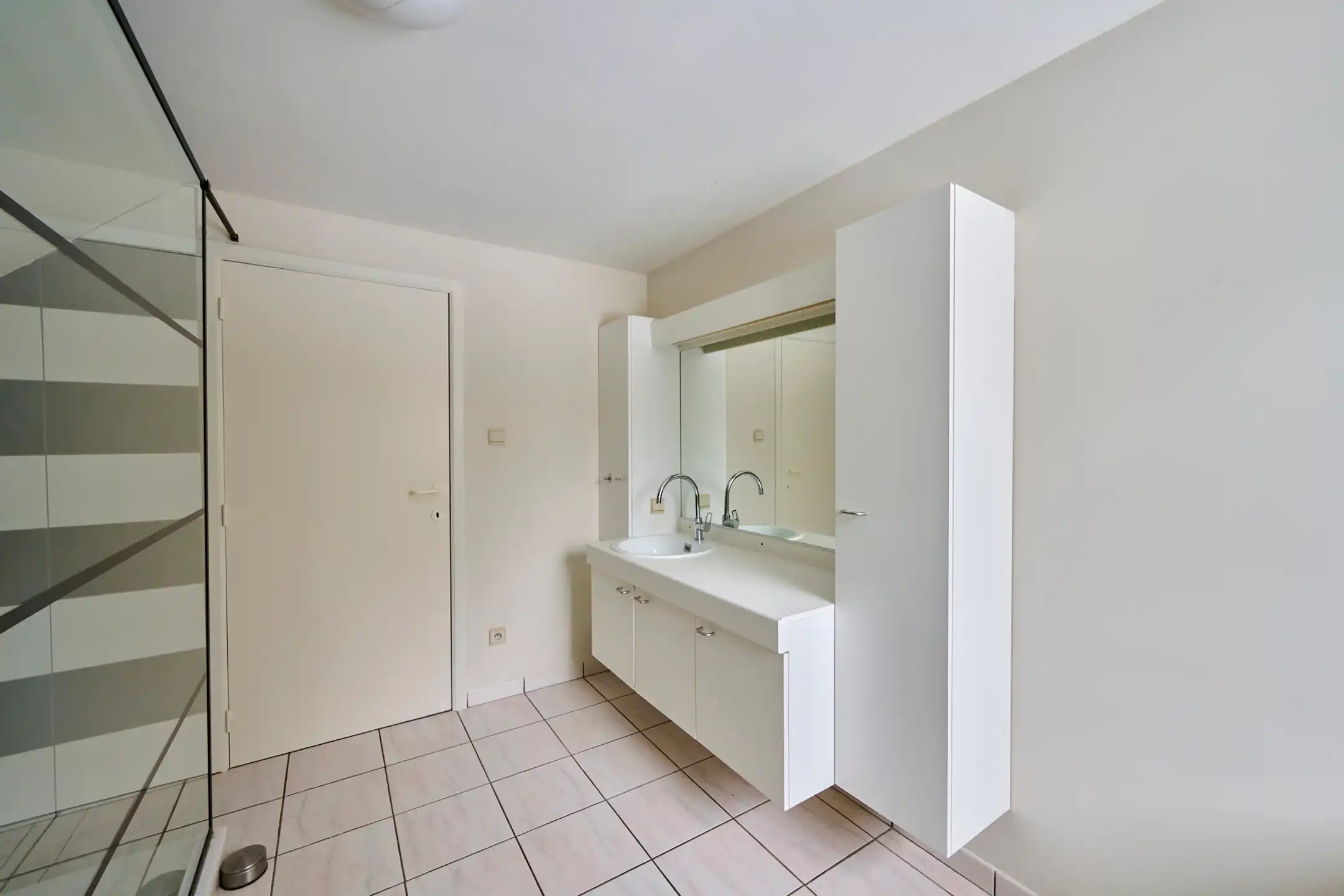 Zeer ruime en eigentijdse gezinswoning op 11a  foto 12