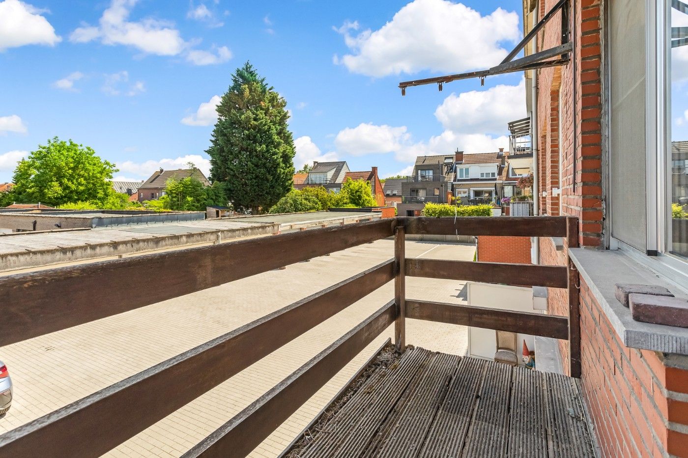 Op te frissen app. op 1e verd. met 2 slpk., terras en garage foto 16