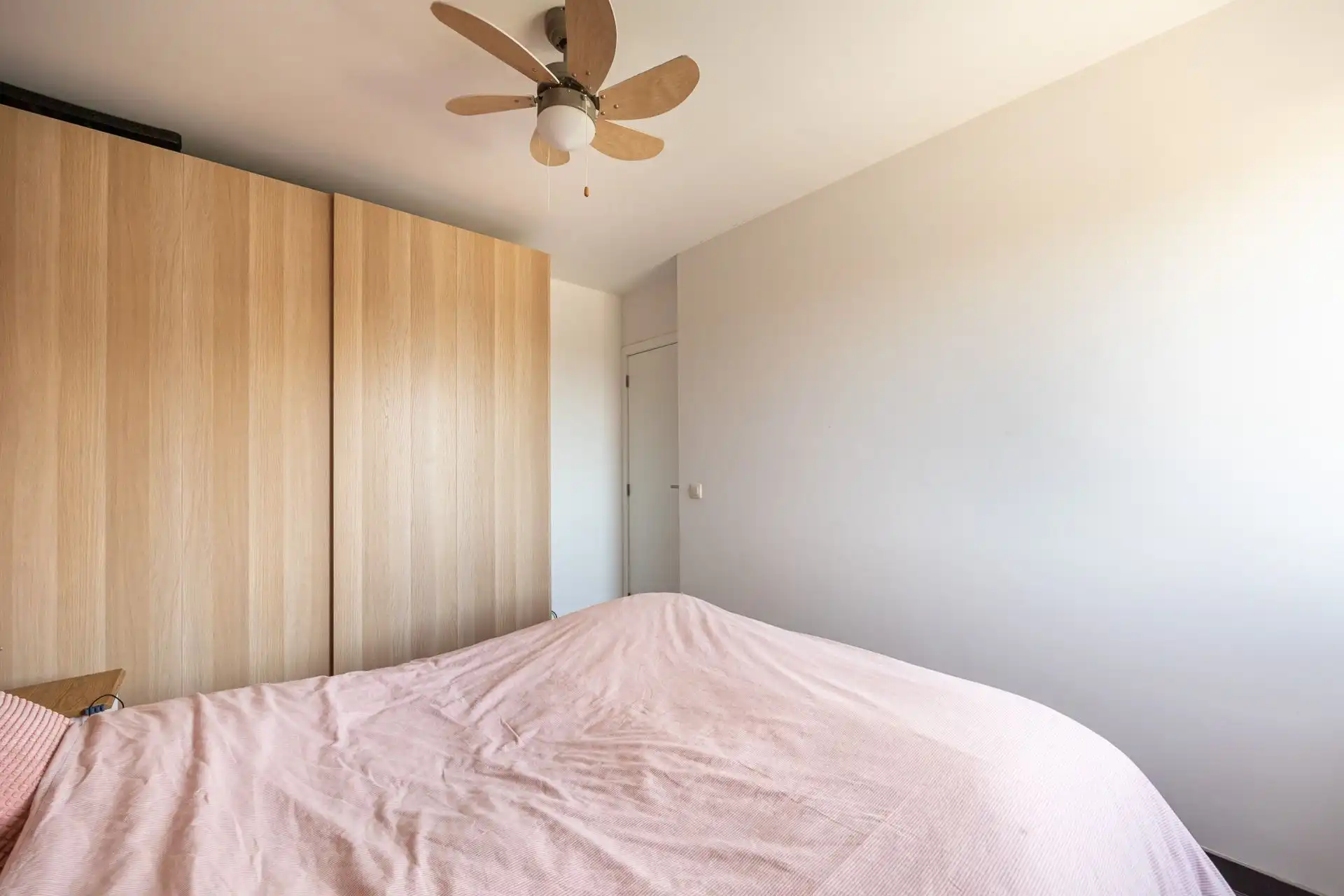 Modern appartement met zonnig terras en autostaanplaats! foto 10