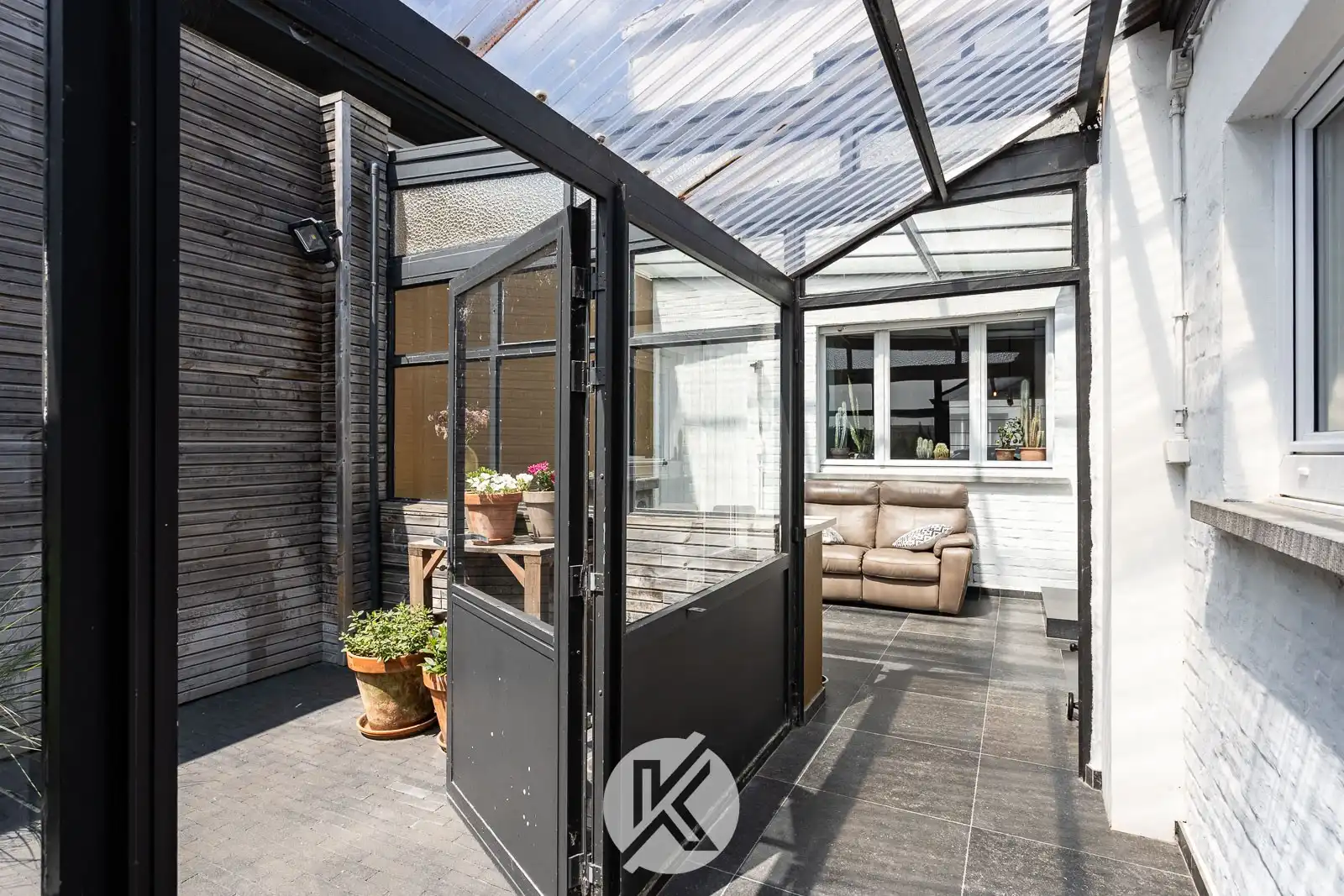 Smaakvol gerenoveerde woning nabij het centrum foto 21