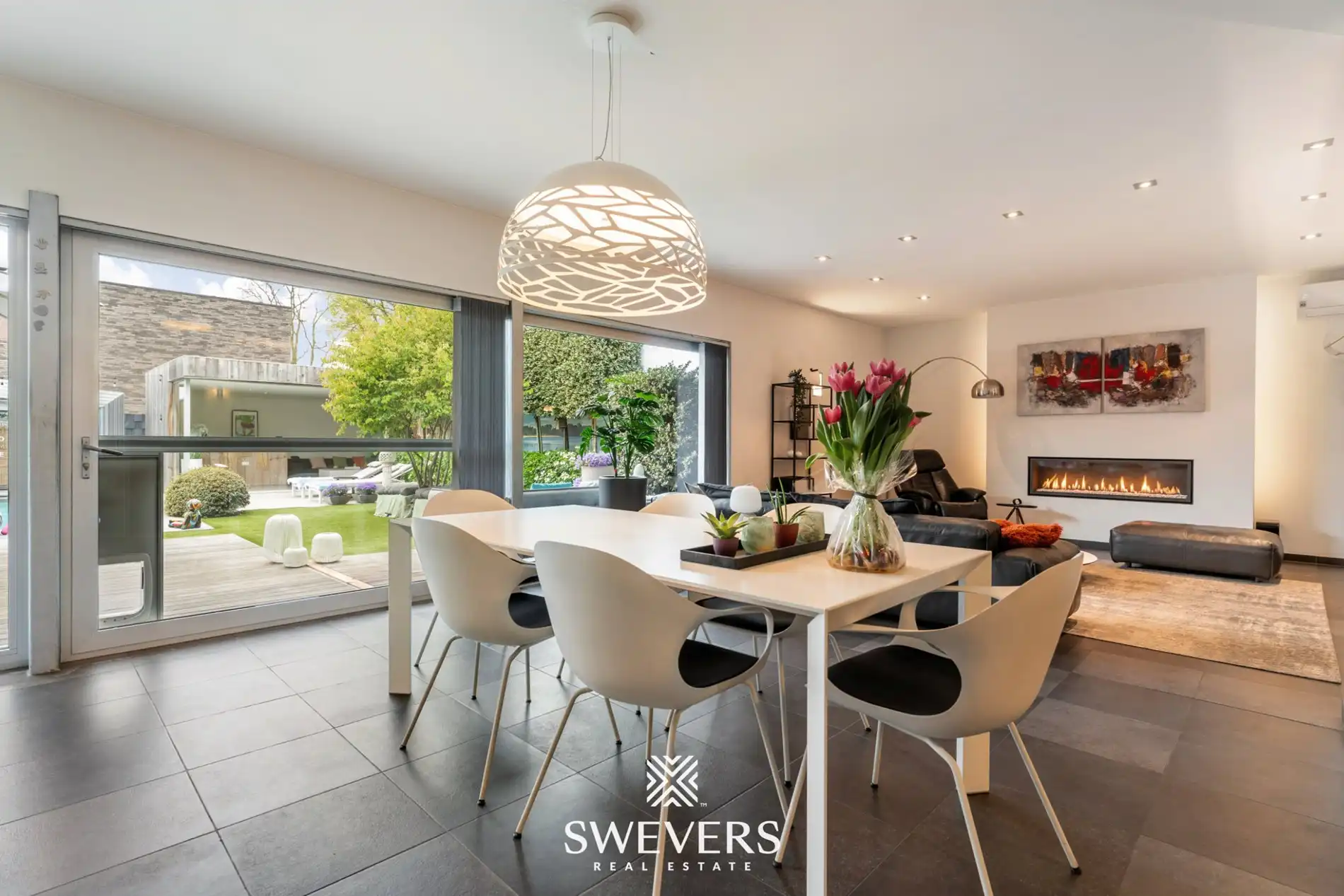 Werken, wonen en genieten in luxevilla met zwembad, poolhouse en magazijn in Koersel foto 7