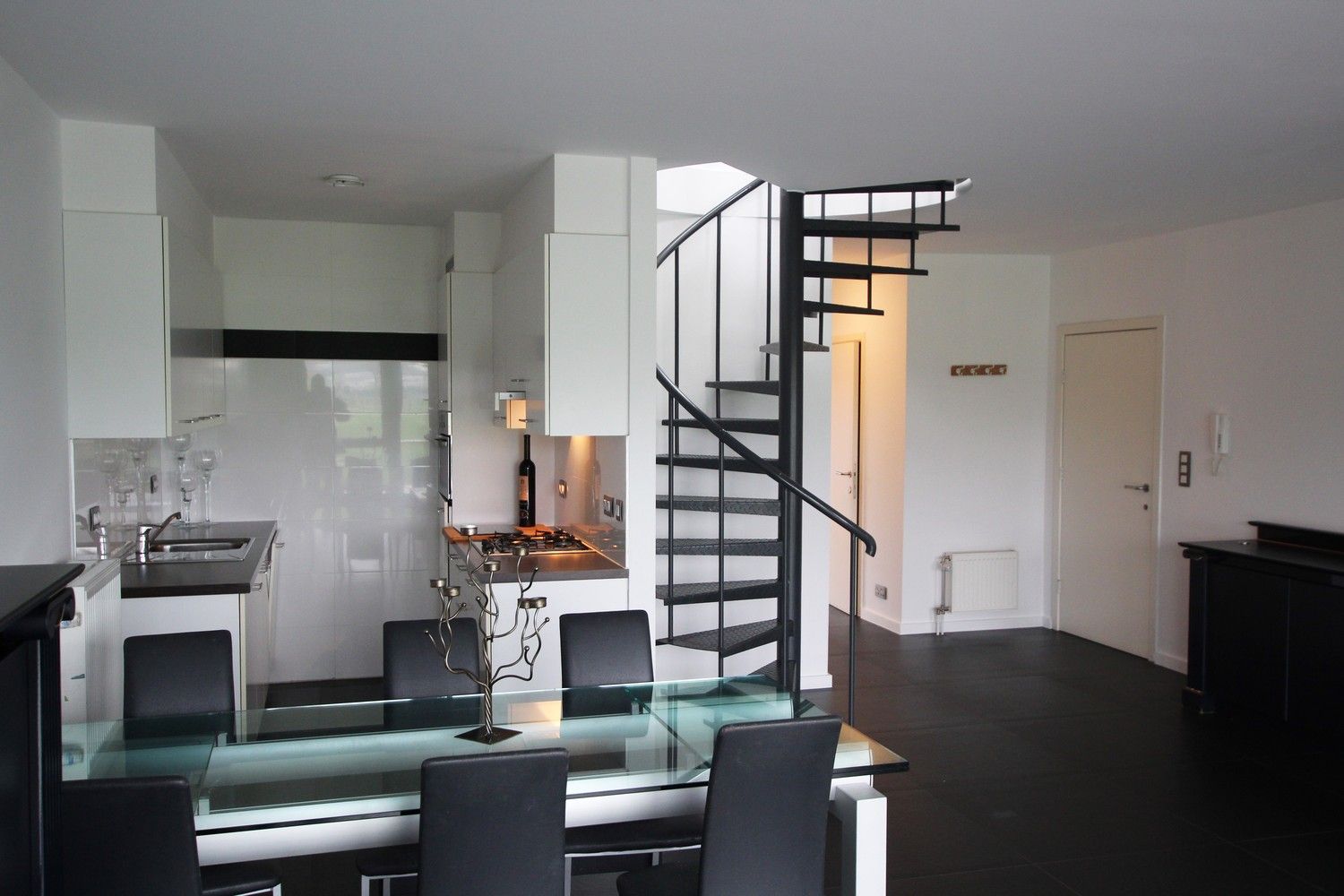 Recent duplexappartement met drie slaapkamers en ruim terras te Pulderbos! foto 2