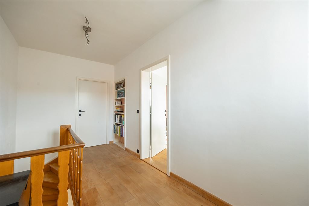 Ruime energiezuinige woning met tuin en garage foto 24