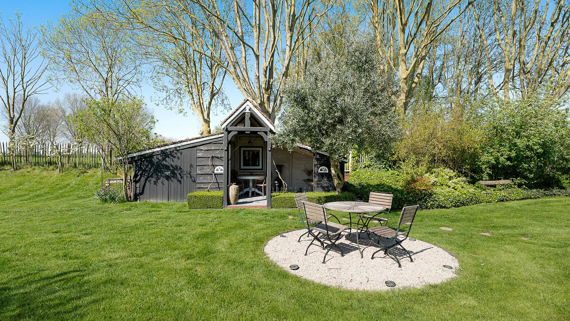 Prachtig gerenoveerd landhuis met open zicht op de velden  foto 4