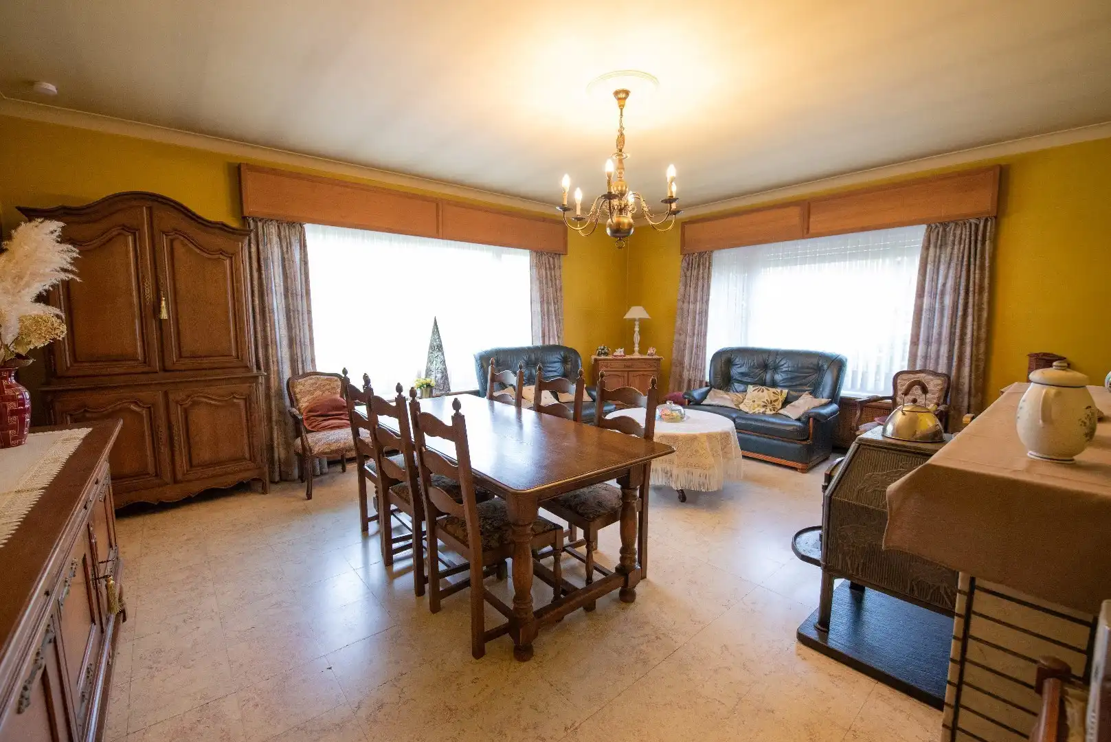 Te renoveren, ruime woning op 1720 m² met 4 slaapkamers te Olsene foto 8