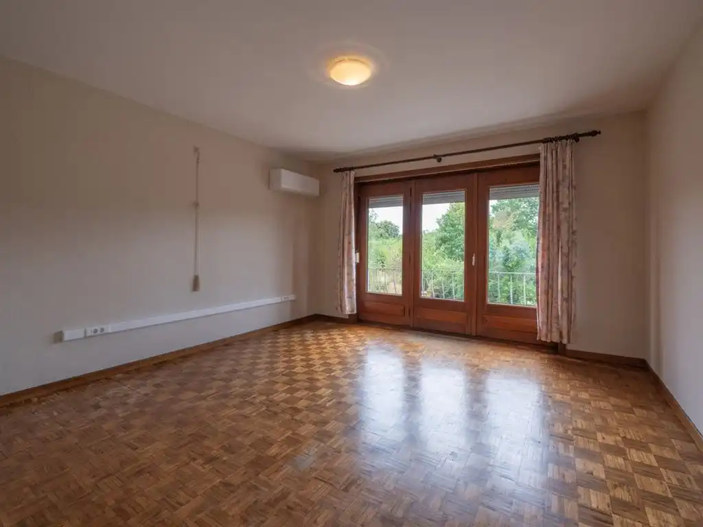 Goed onderhouden, op te frissen splitlevel woning foto 25