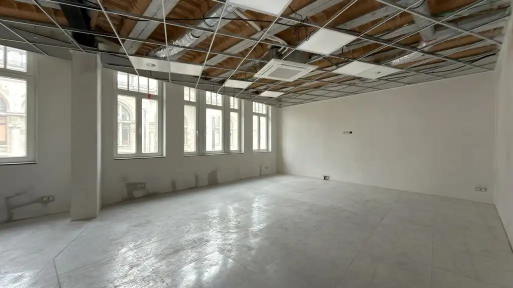 Kantoor te huur in gerenoveerd hoekpand met topligging op Meir Antwerpen foto 8