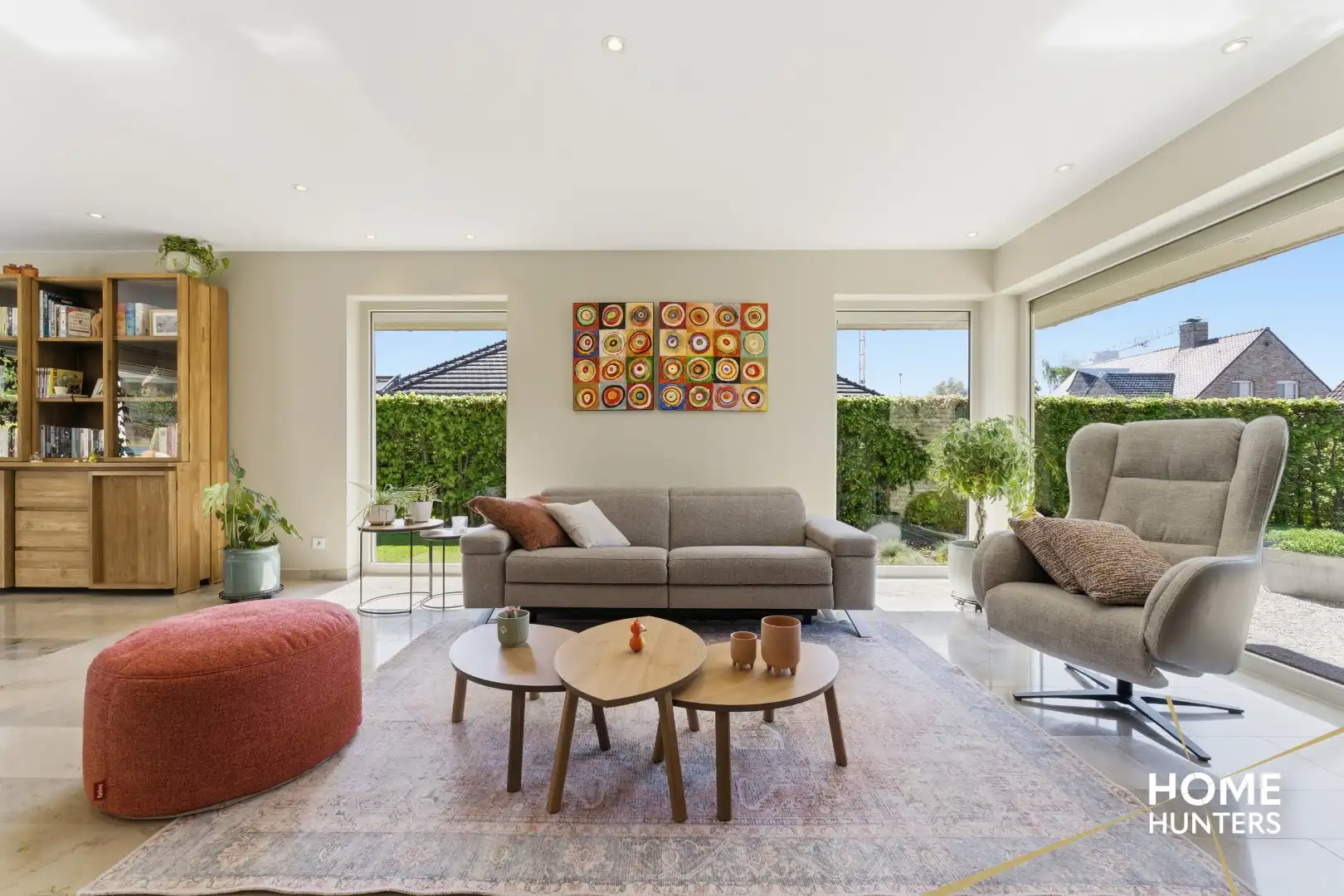 luxe villa met 4 slaapkamers, ruime tuin en een dubbele garage op een rustige locatie te Ieper foto 8