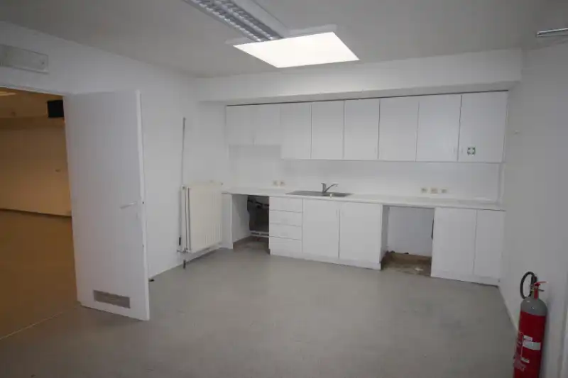 Kantoorruimte op de Markt van Deinze foto 12