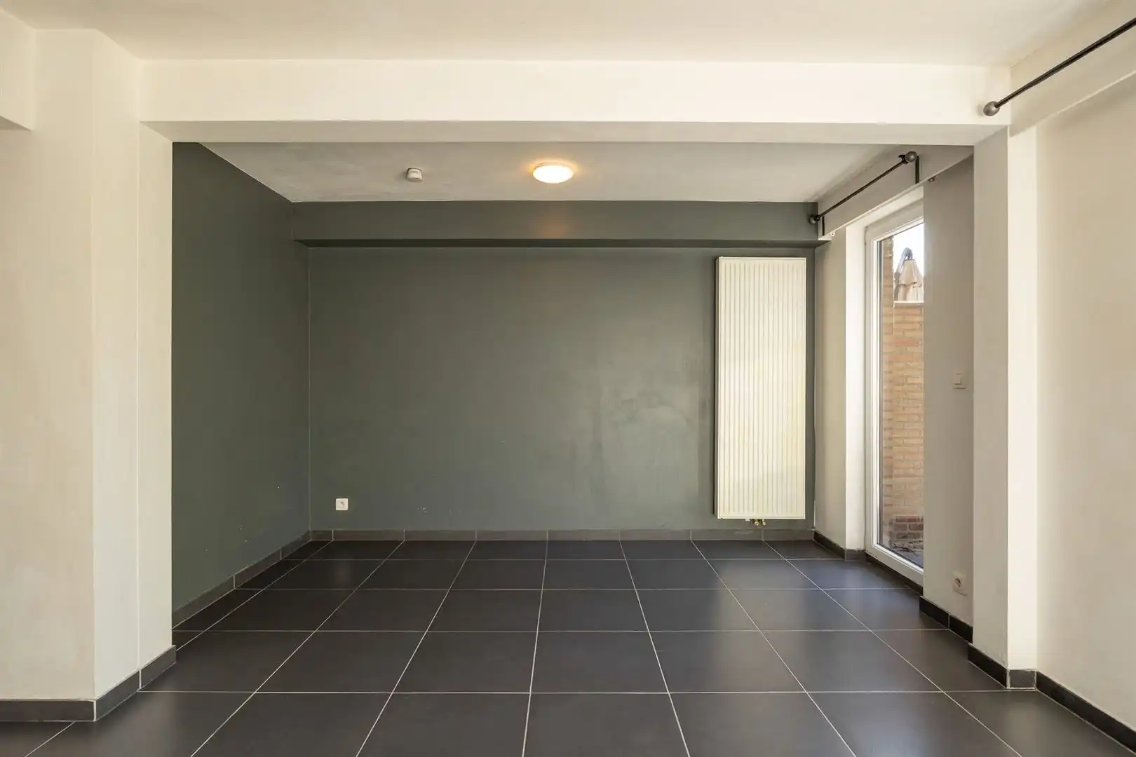 Studio met grote stadskoer in een groene omgeving foto 8