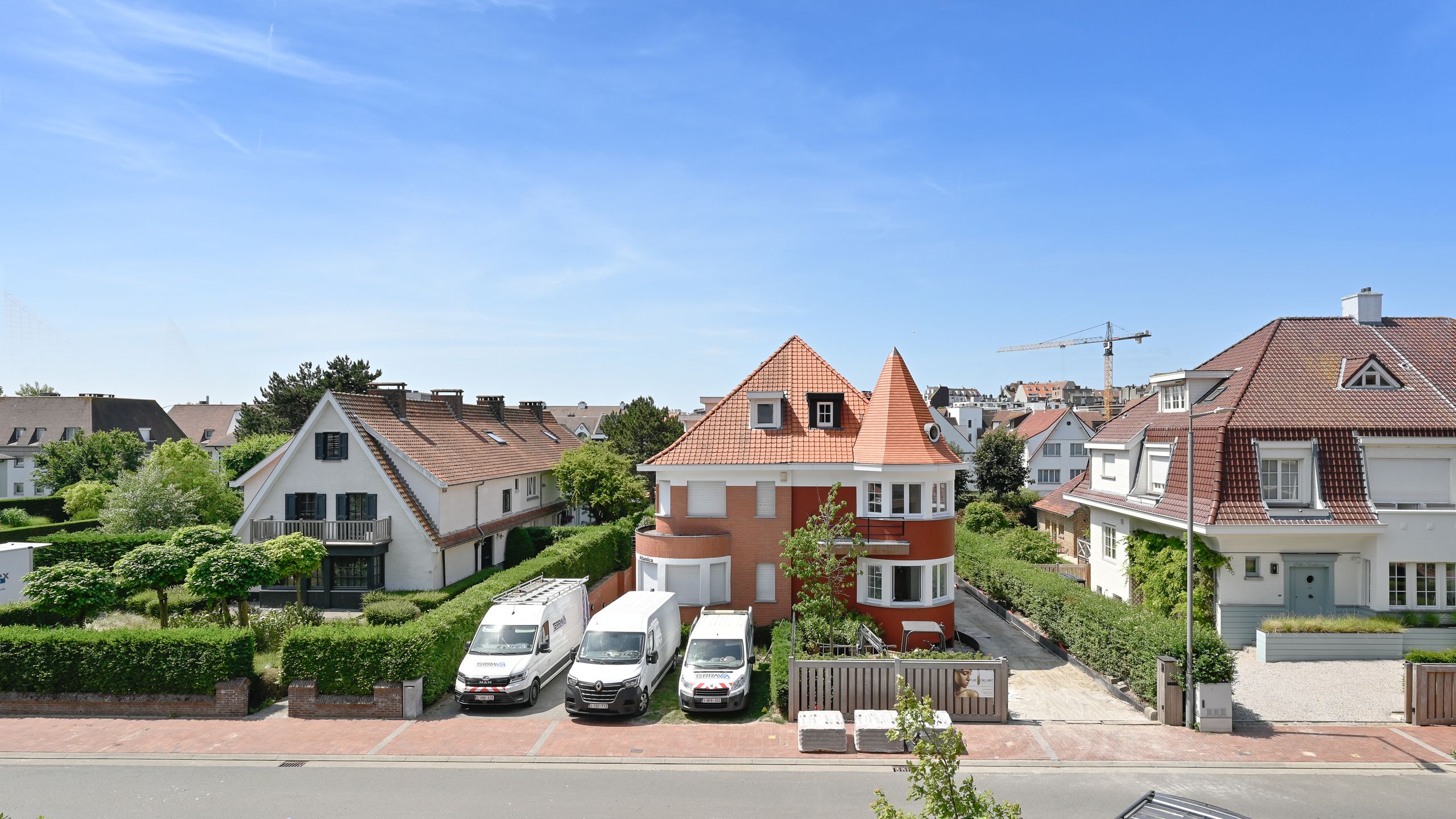 Ruim 3-slpk appartement met vrij uitzicht op de Koningslaan  foto 7