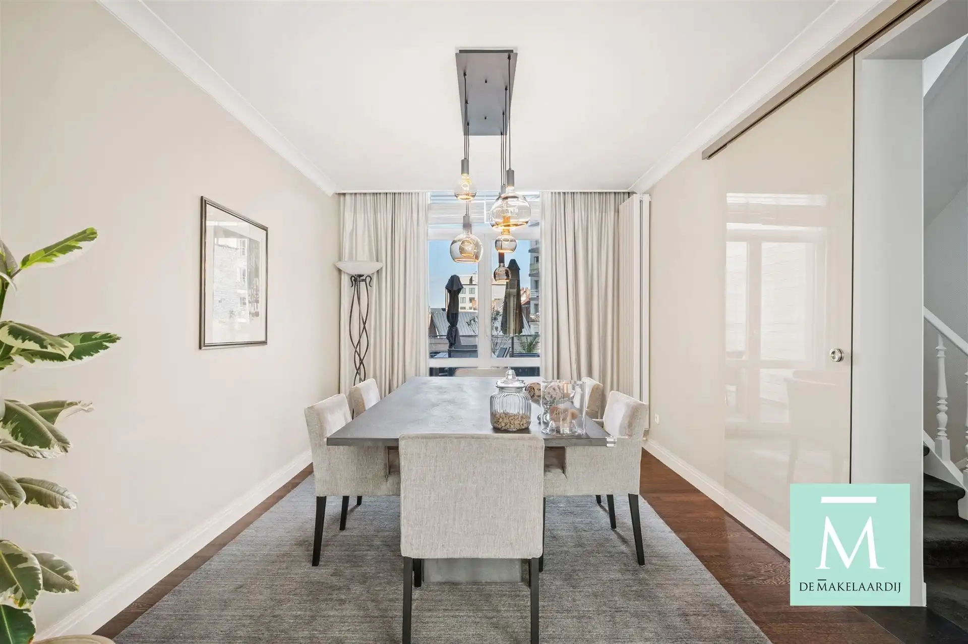 Prachtige handelswoning met overdekte garage nabij de vaart te Mechelen foto 12