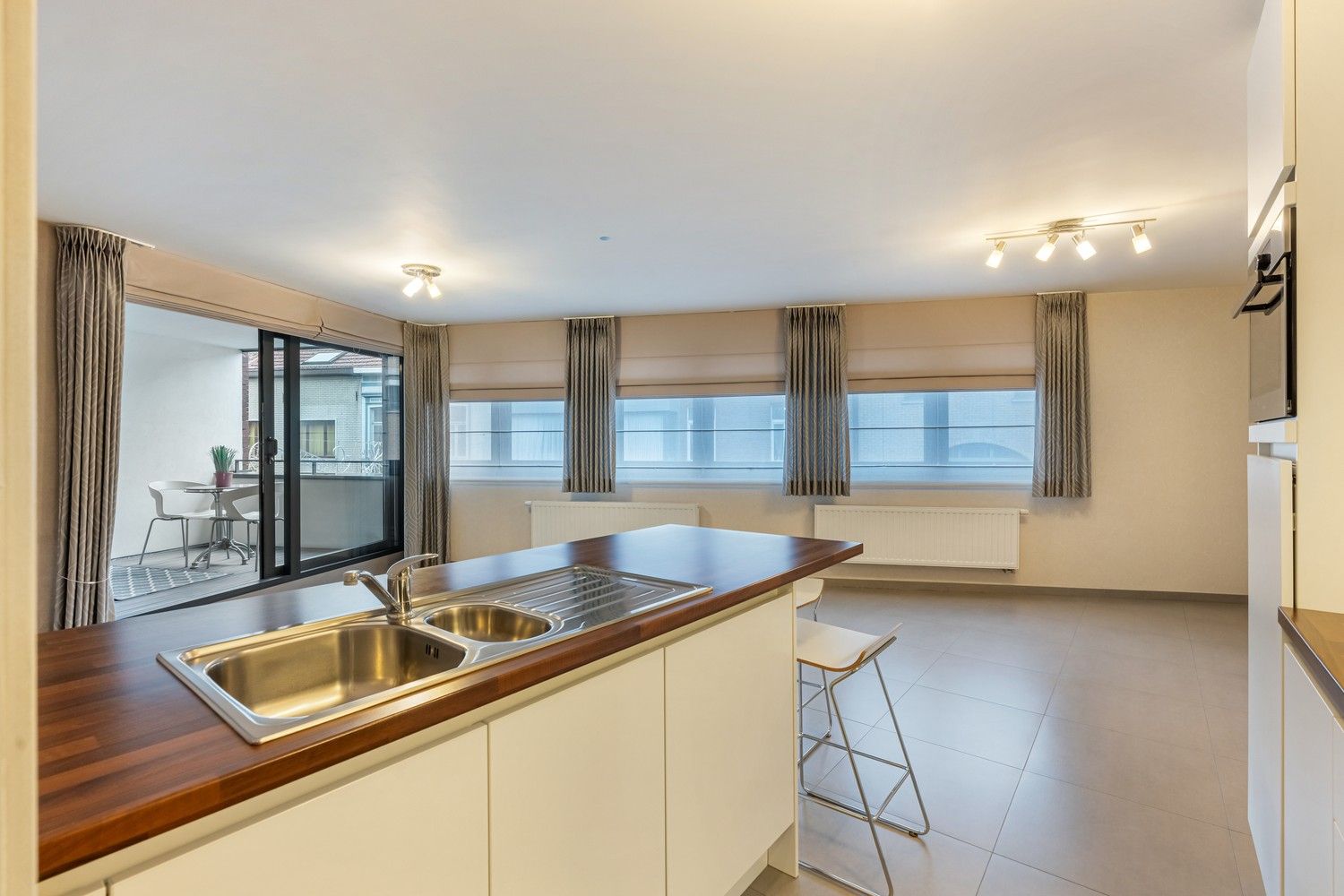 Modern appartement met 2 slaapkamers op top locatie! foto 6