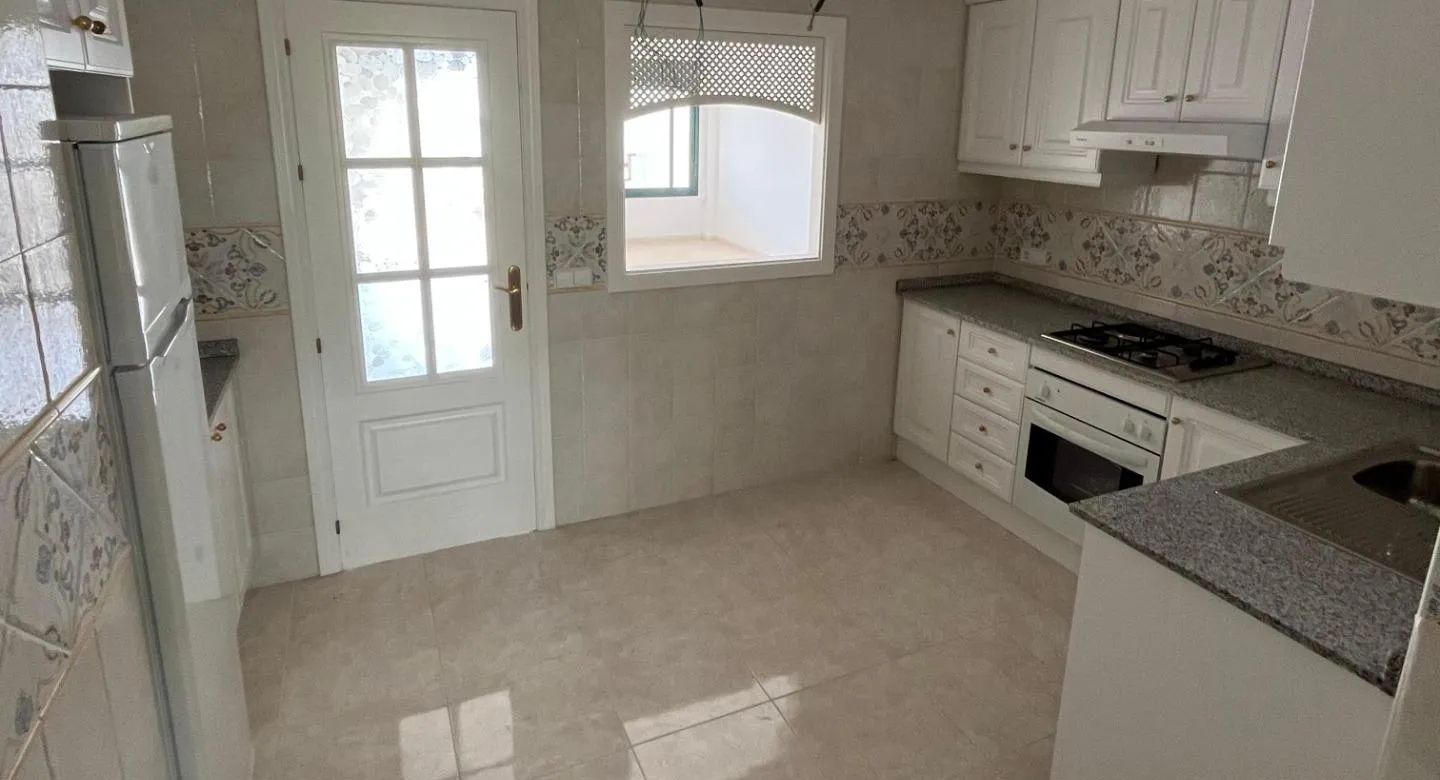 Wonen in luxe en comfort: jouw droomappartement wacht op je! Instapklare appartementen te koop foto 6