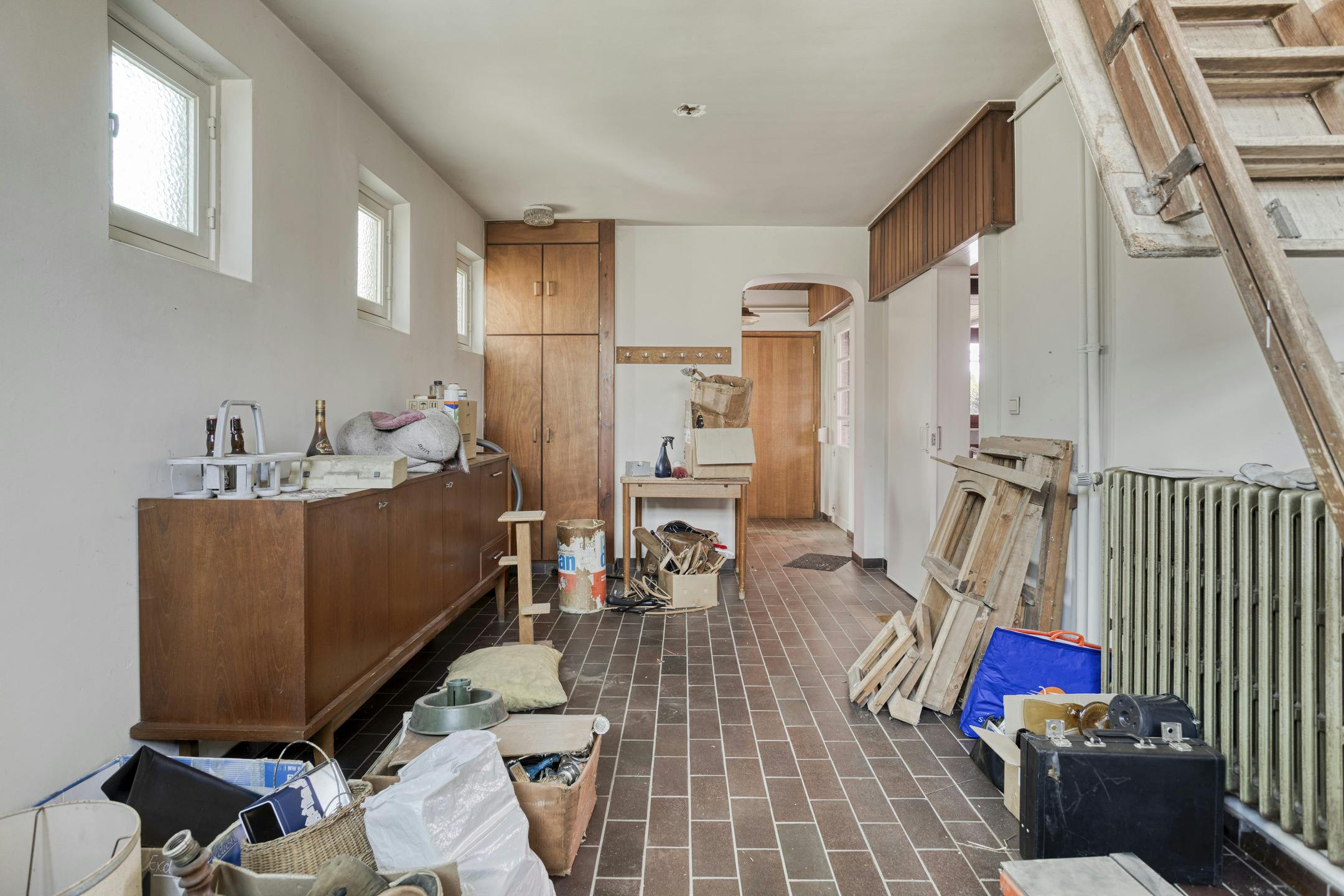 Te renoveren woning te koop net buiten het centrum van Retie foto 14