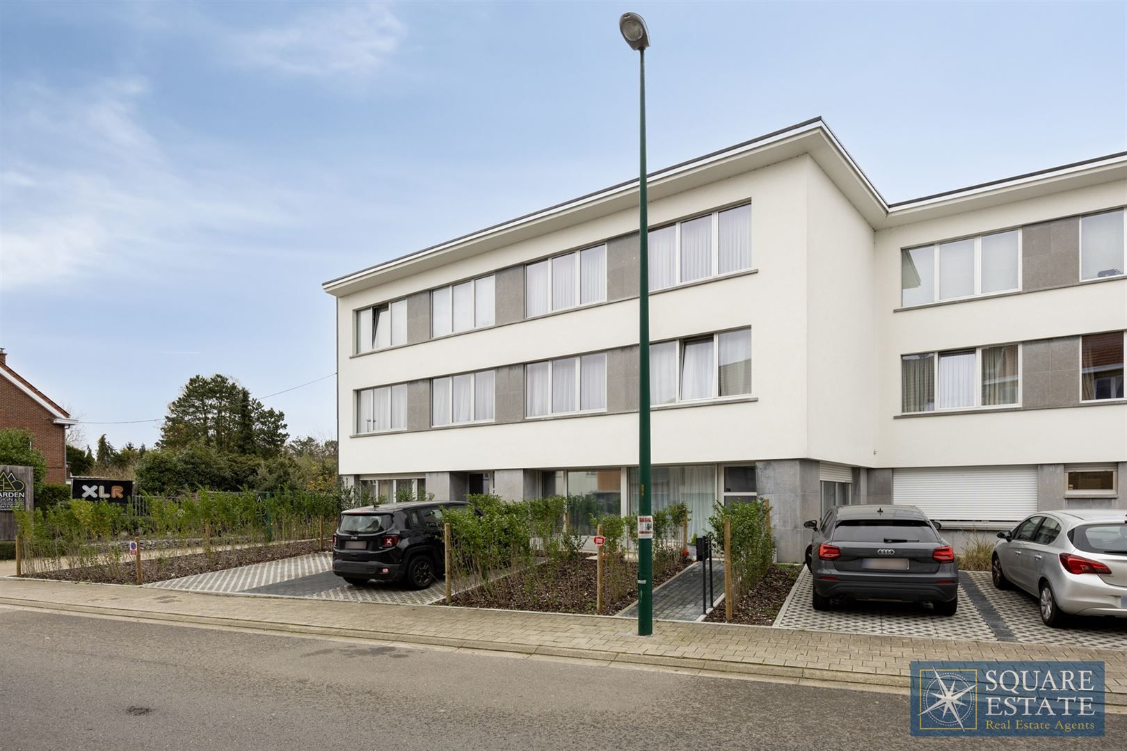 Prachtig appartement met 2 slaapkamers foto {{pictureIndex}}