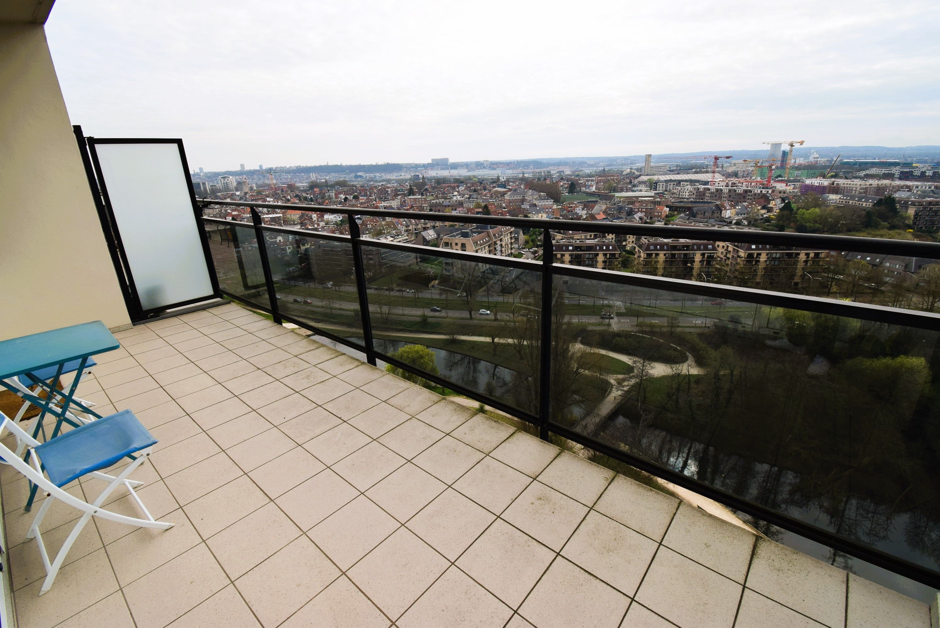 Appartement 1 slaapkamer met 2 terrassen foto 2
