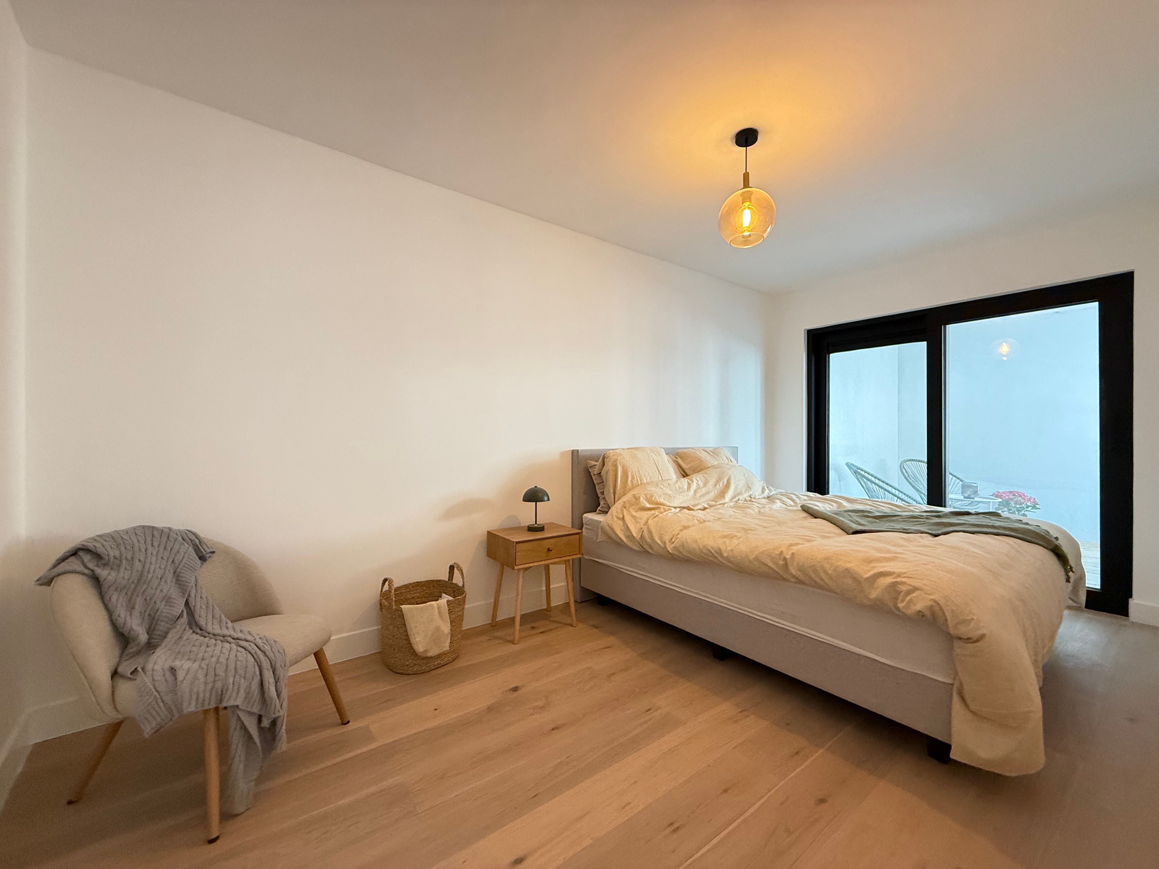 Subliem gerenoveerd appartement met terras foto 8