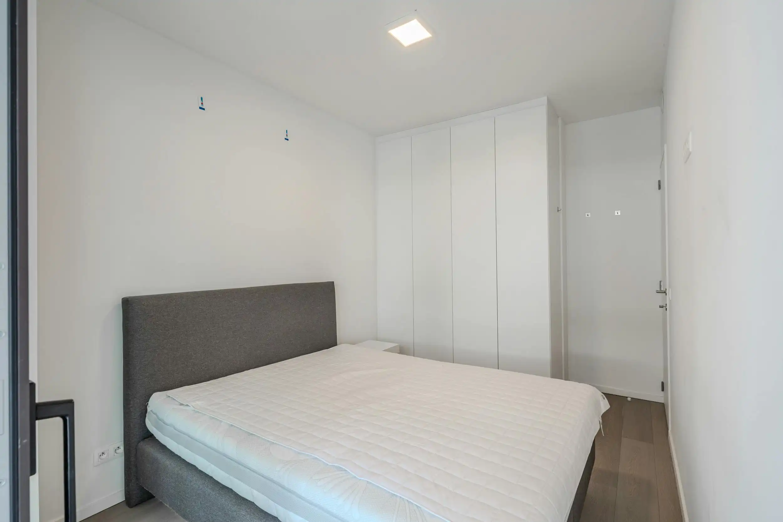 Recent appartement met twee slaapkamers en ruime terrassen foto 10