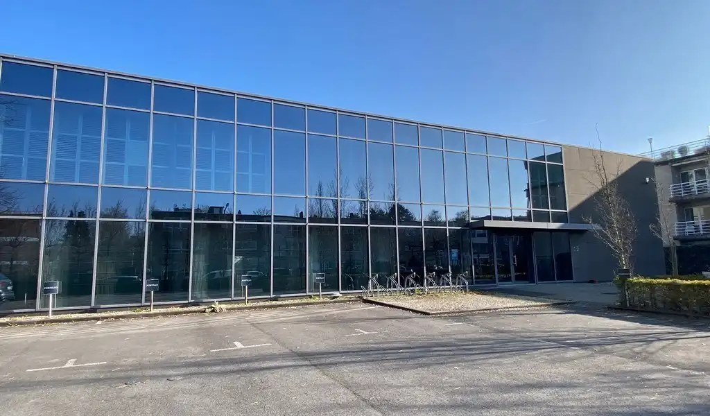 Instapklaar kantoor te huur op wandelafstand van Sint-Pietersstation Gent foto 13