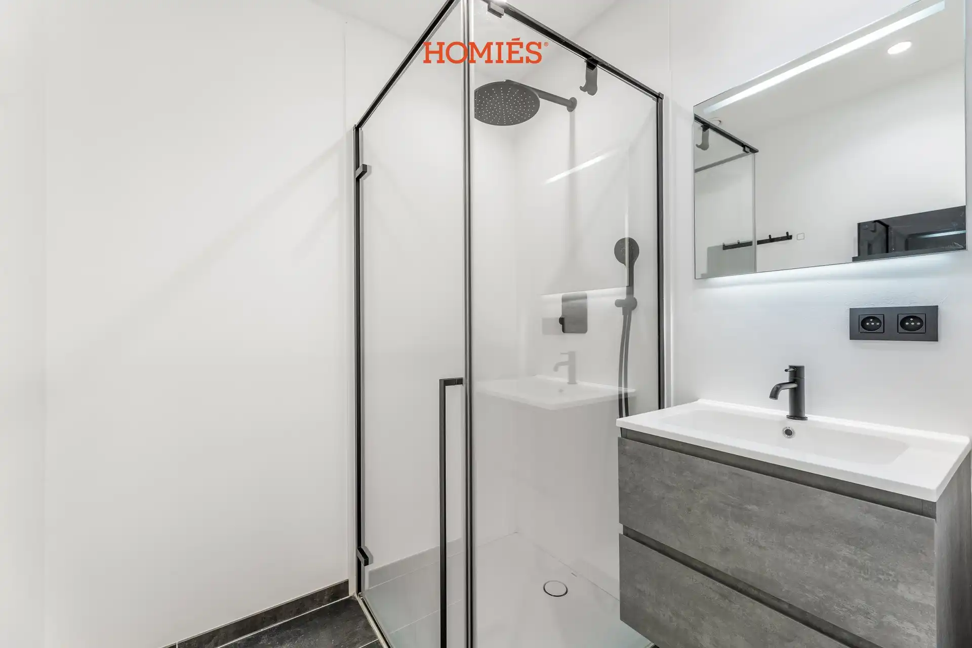 Exclusieve nieuwbouwvilla met natuurgebied en A+ score foto 23