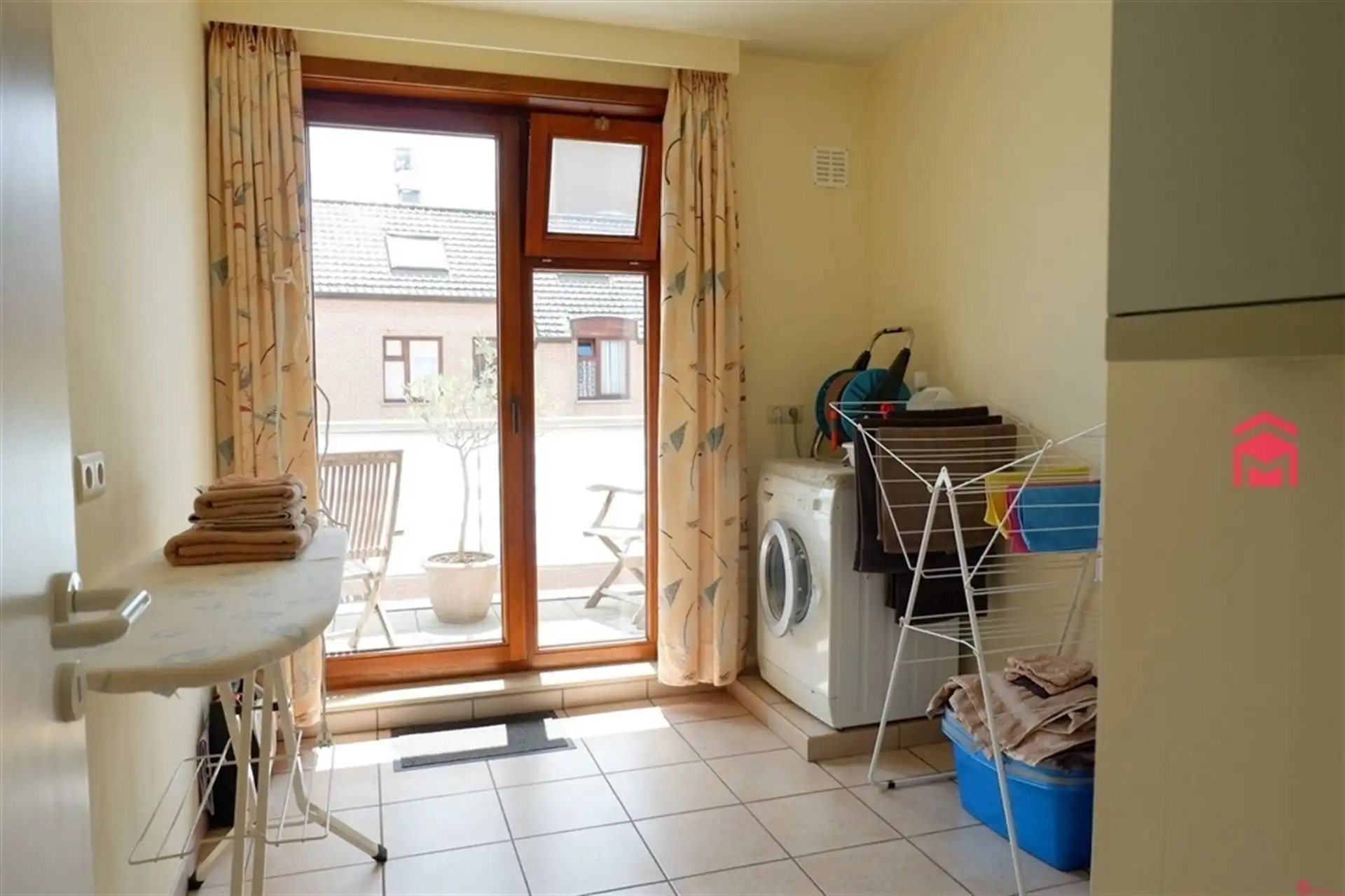 Duplex-appartement met 2 terrassen in centrum Kuurne foto 8