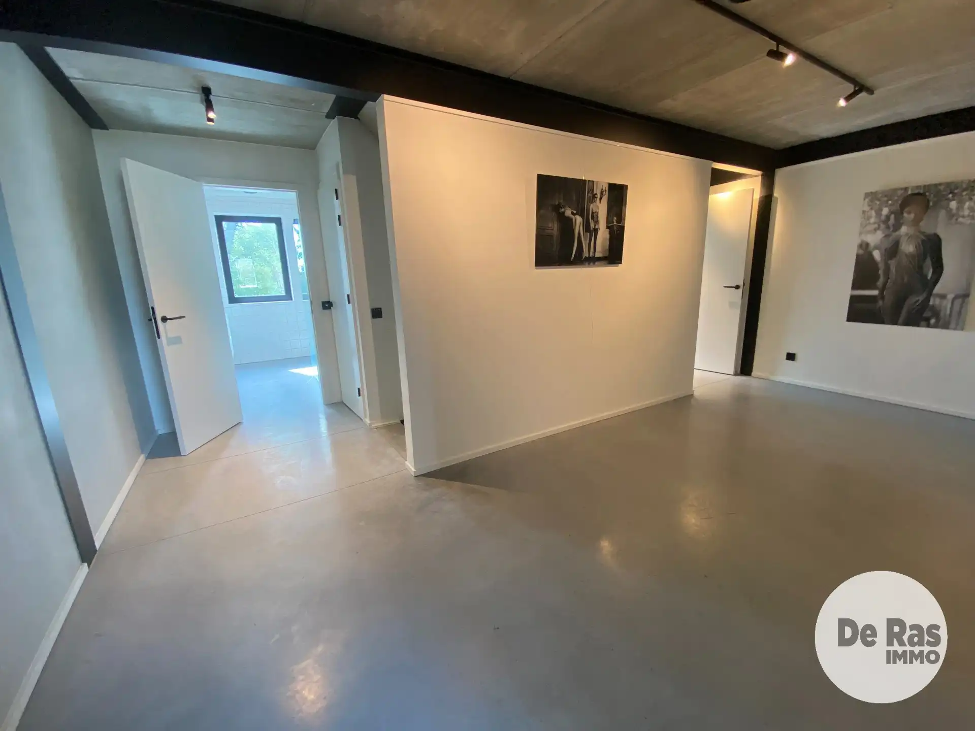 VLIERZELE - Nieuwbouwwoning in moderne betonarchitectuur foto 17