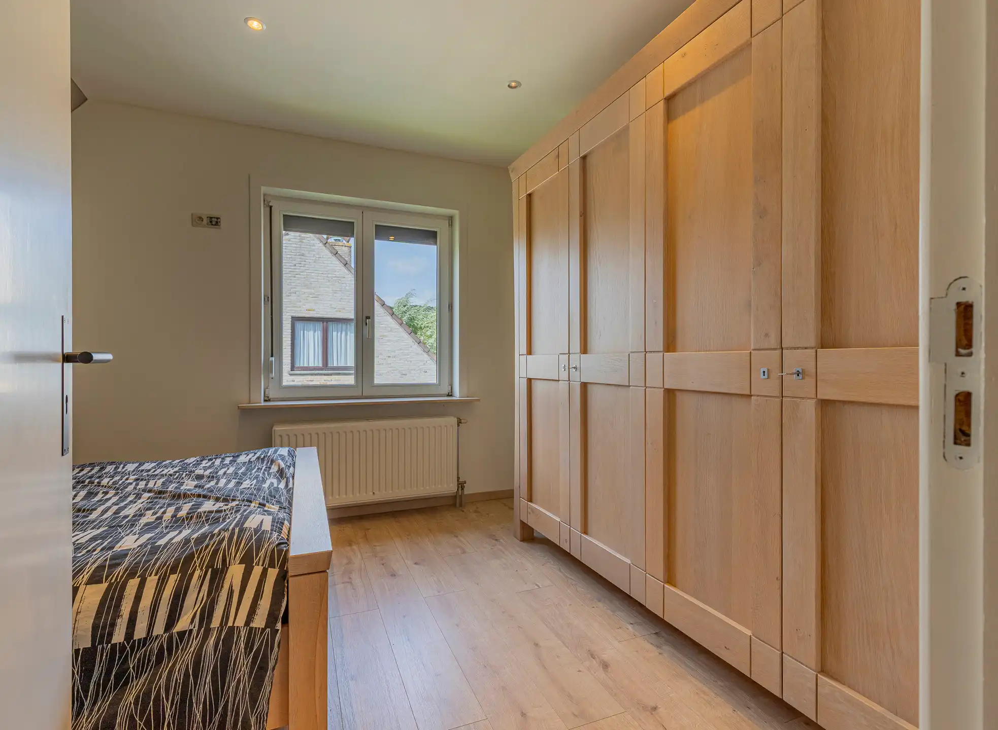 RONSE - Instapklare woning met  3 slpks en mooie tuin foto 14