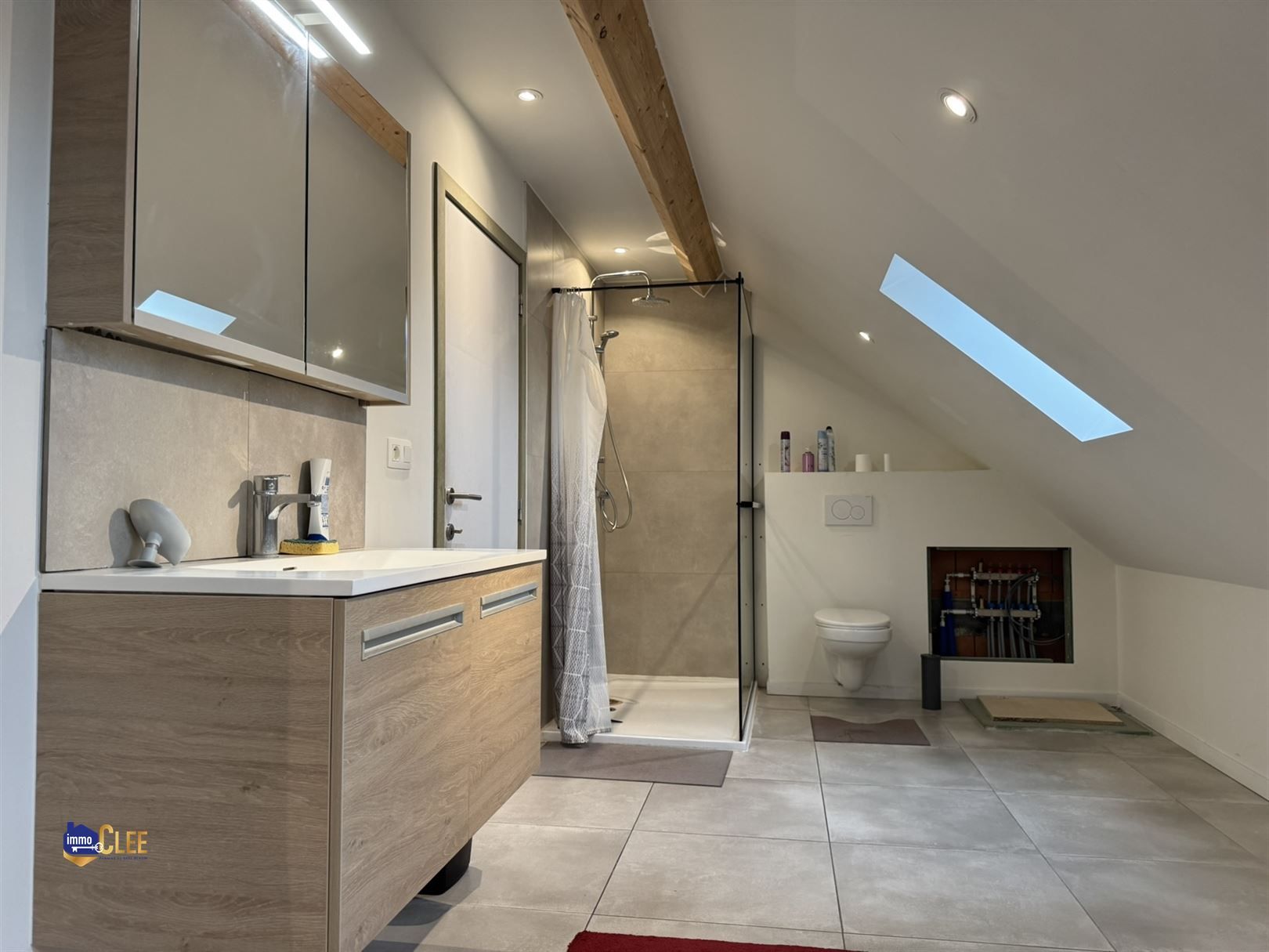 Gerenoveerd duplex appartement op het Begijnhof te Sint-Truiden foto 11