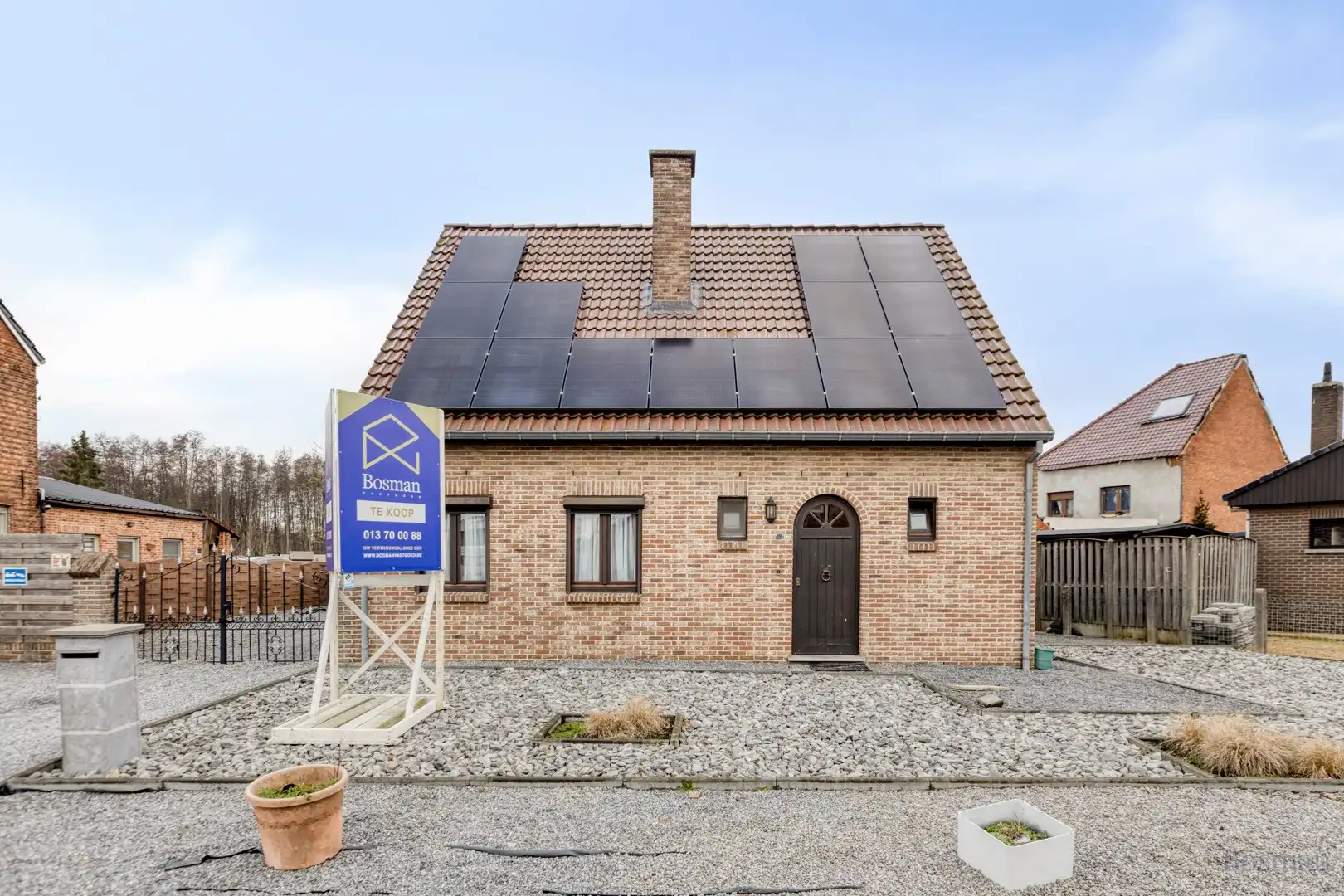 Woning op perceel van 5a 96ca te koop in Beverlo foto {{pictureIndex}}