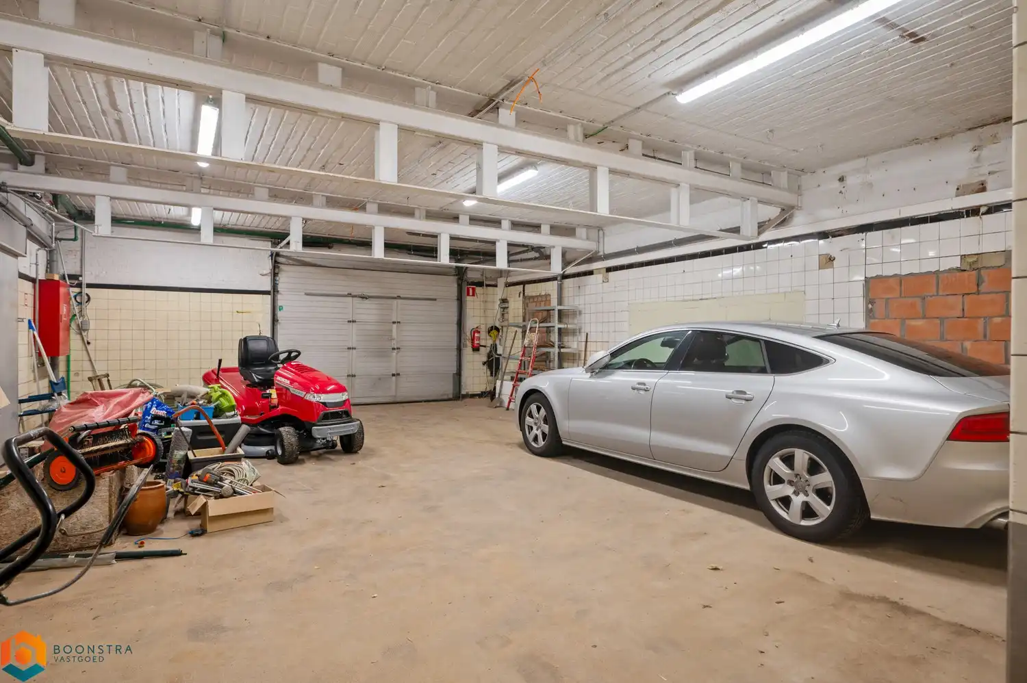 Ruime opslagplaats +- 363&nbsp;m² foto 8
