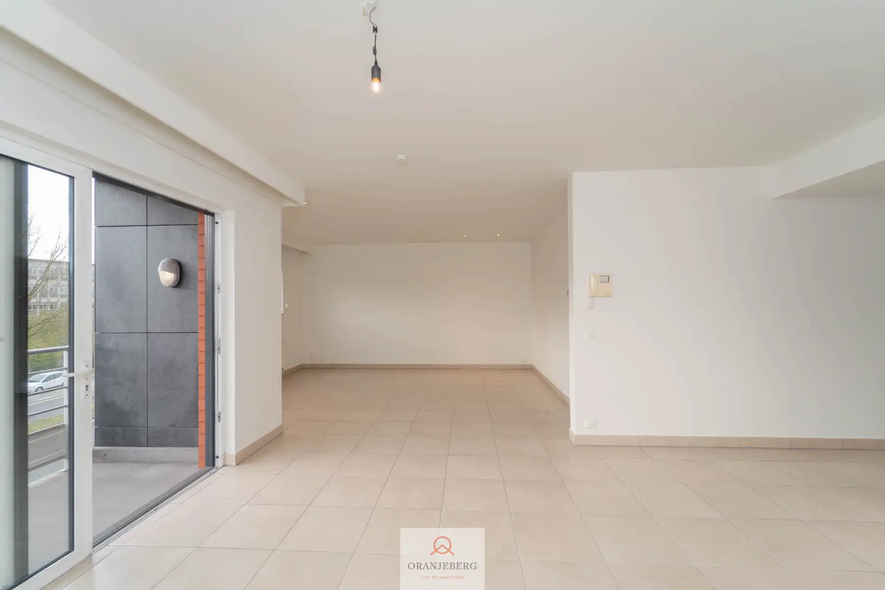 Ruim 3 slpk-appartement met bovengrondse staanplaats nabij Sterre! foto 3