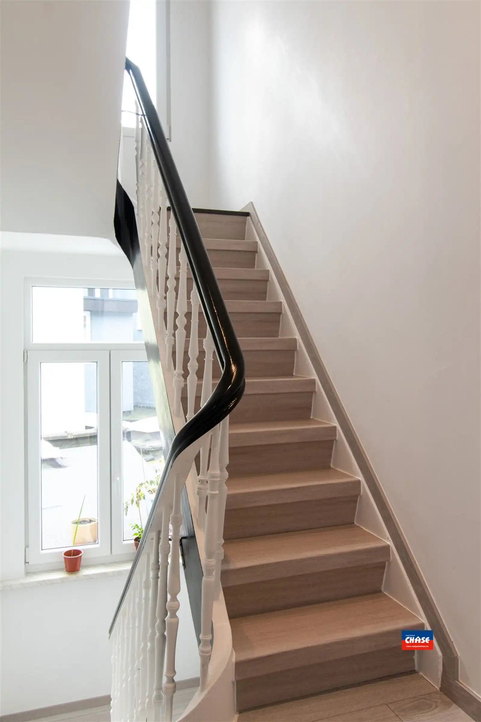 Instapklare woning met 4 slaapkamers foto 17