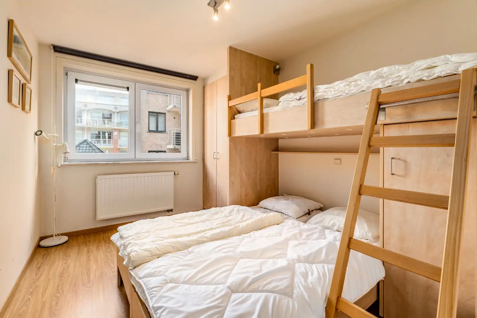 Instapklaar appartement met prachtig zeezicht. foto 6