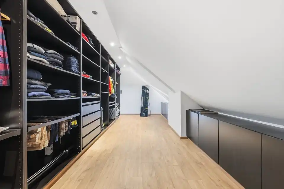 PRACHTIGE GEZINSWONING MET 4 SLKS EN ZONNEPANELEN IN HET LANDELIJKE WELLEN foto 26