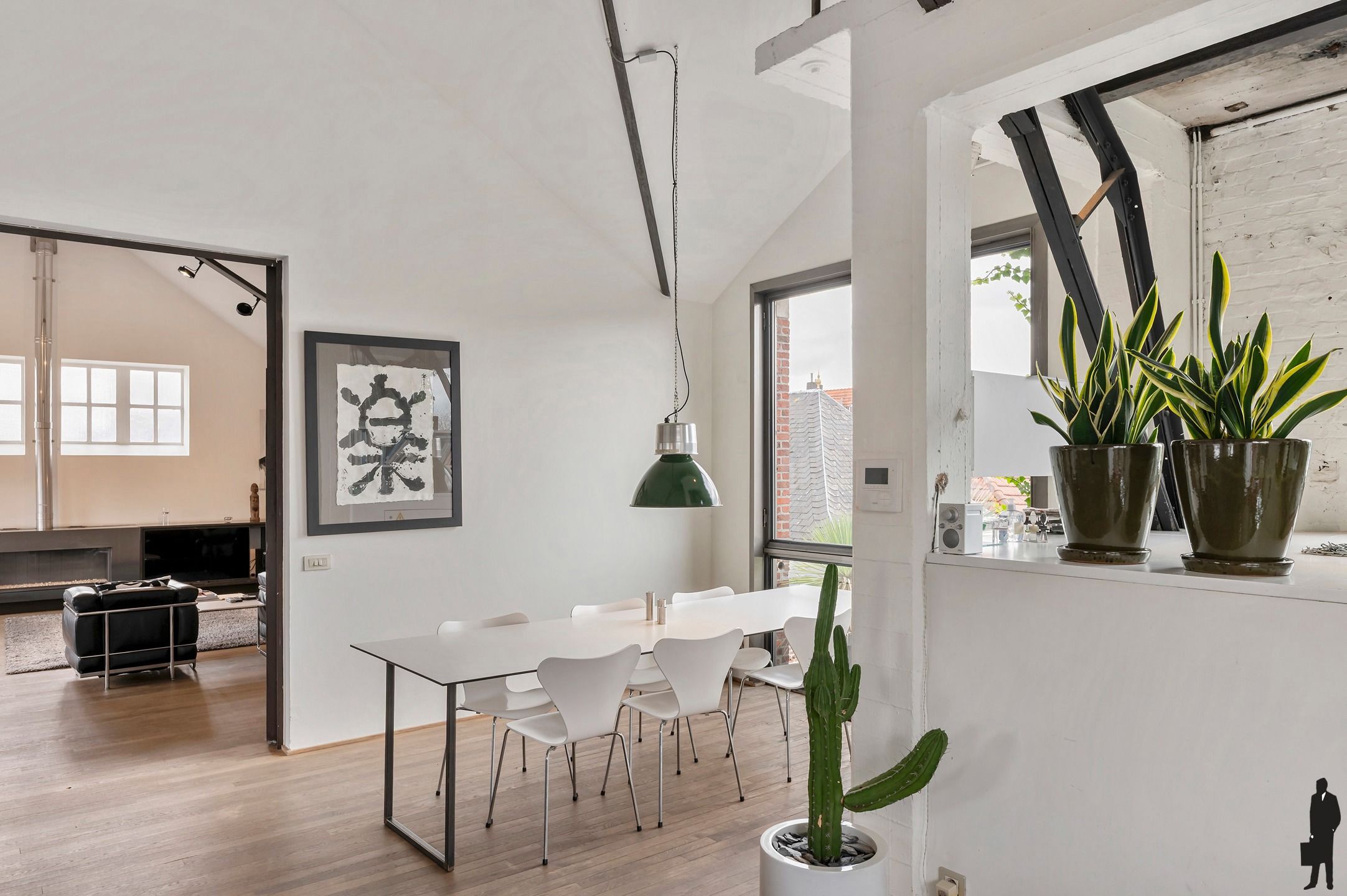 Unieke loft met perfecte synergie tussen wonen en werken foto 12