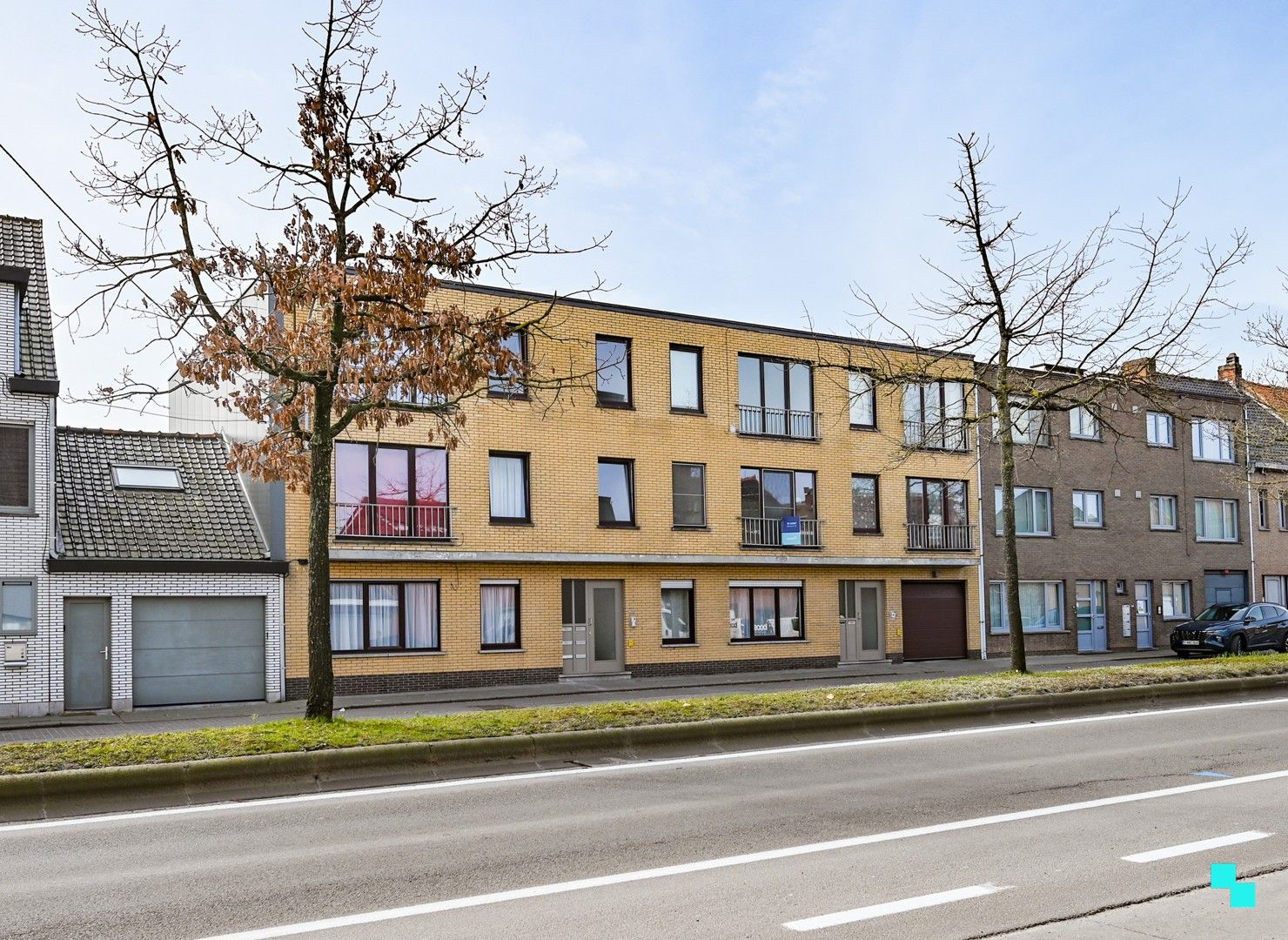 Energiezuinig, instapklaar tweeslaapkamerappartement te Roeselare foto 2
