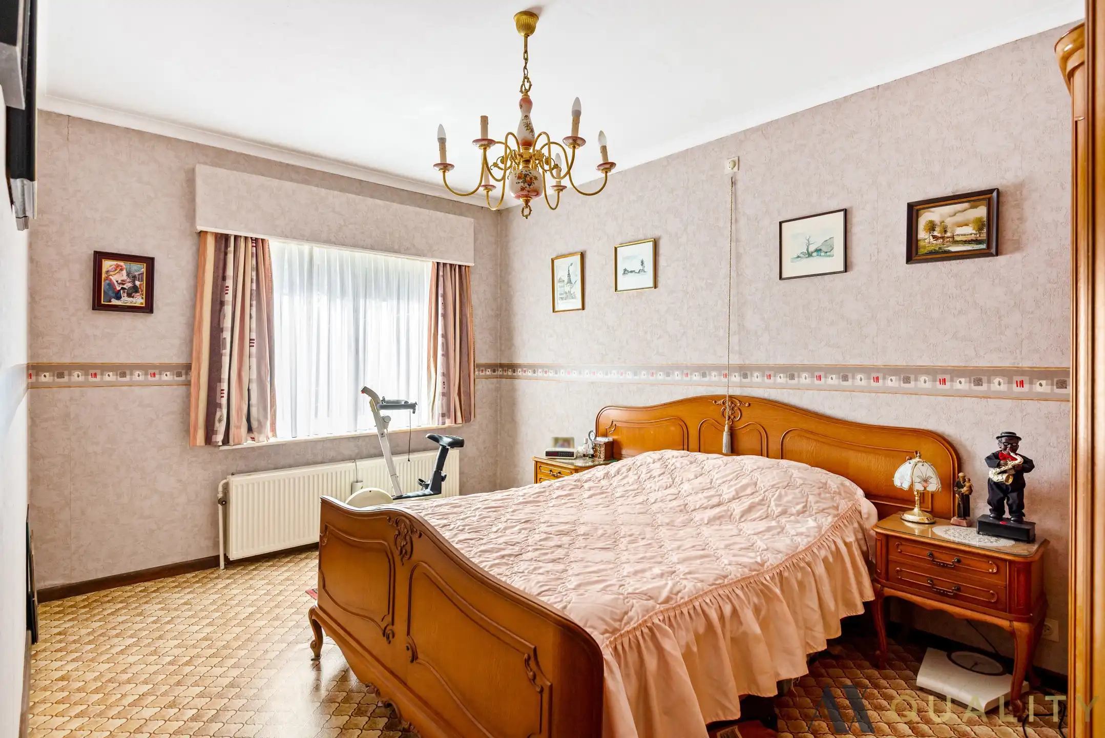 Te Renoveren Bungalow op Ruim Perceel foto 10