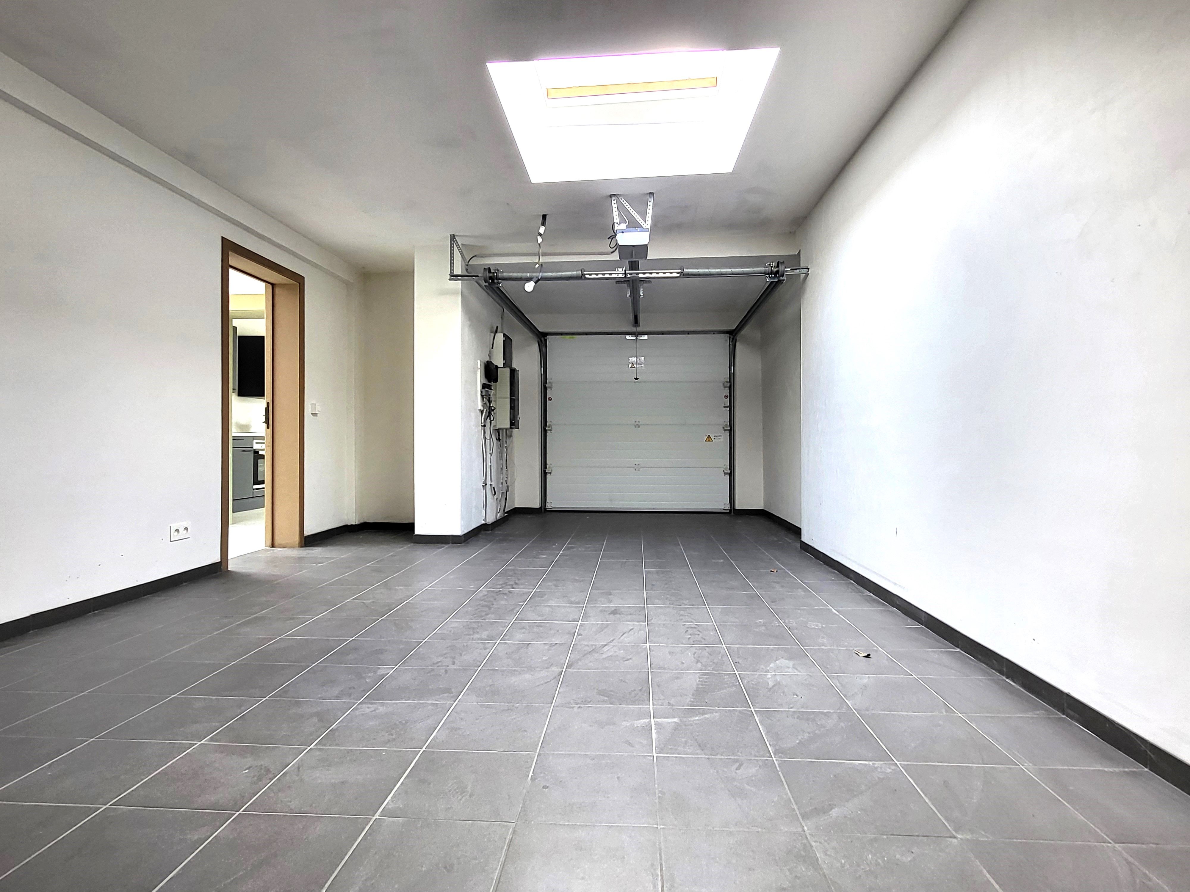 Volledig gerenoveerde, energiezuinige bungalow op 556m² met prachtig aangelegde tuin. Topper! foto 20