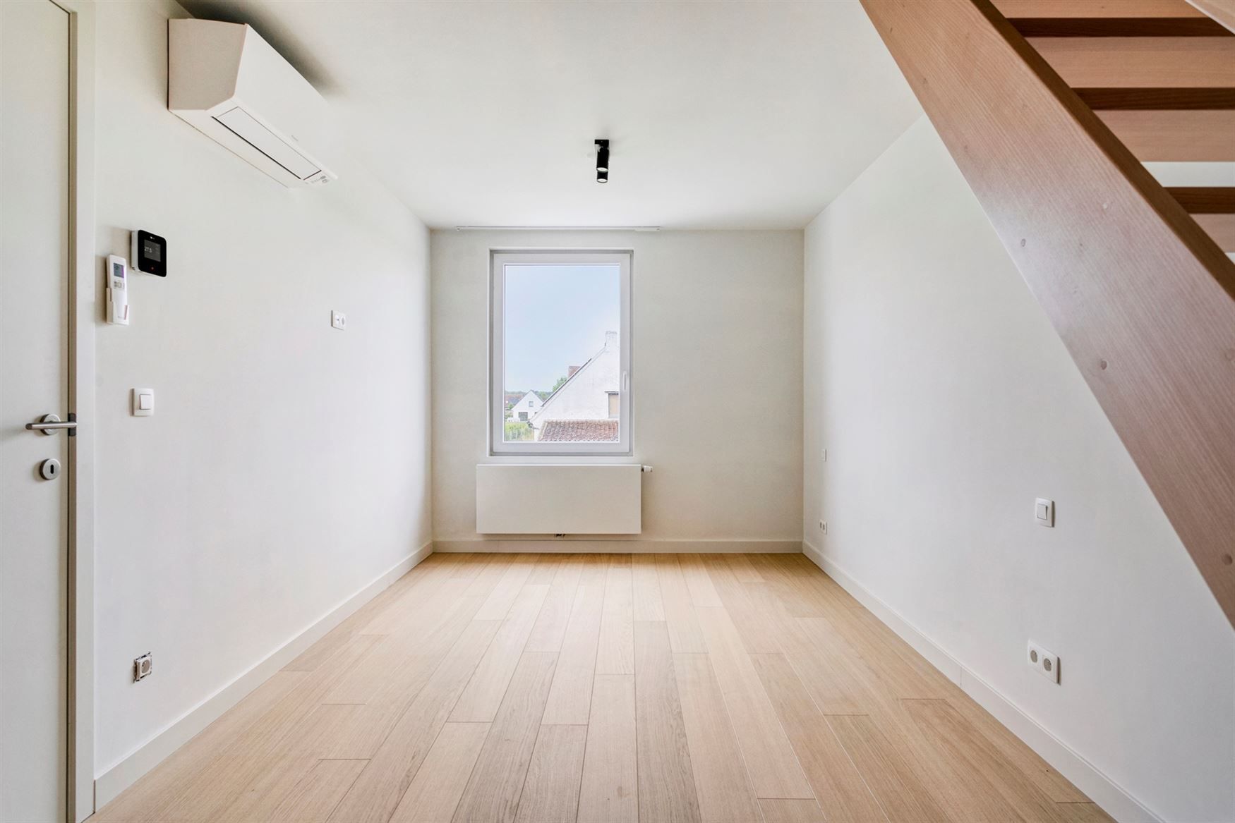 Nieuwbouwwoning in een jonge wijk foto 7
