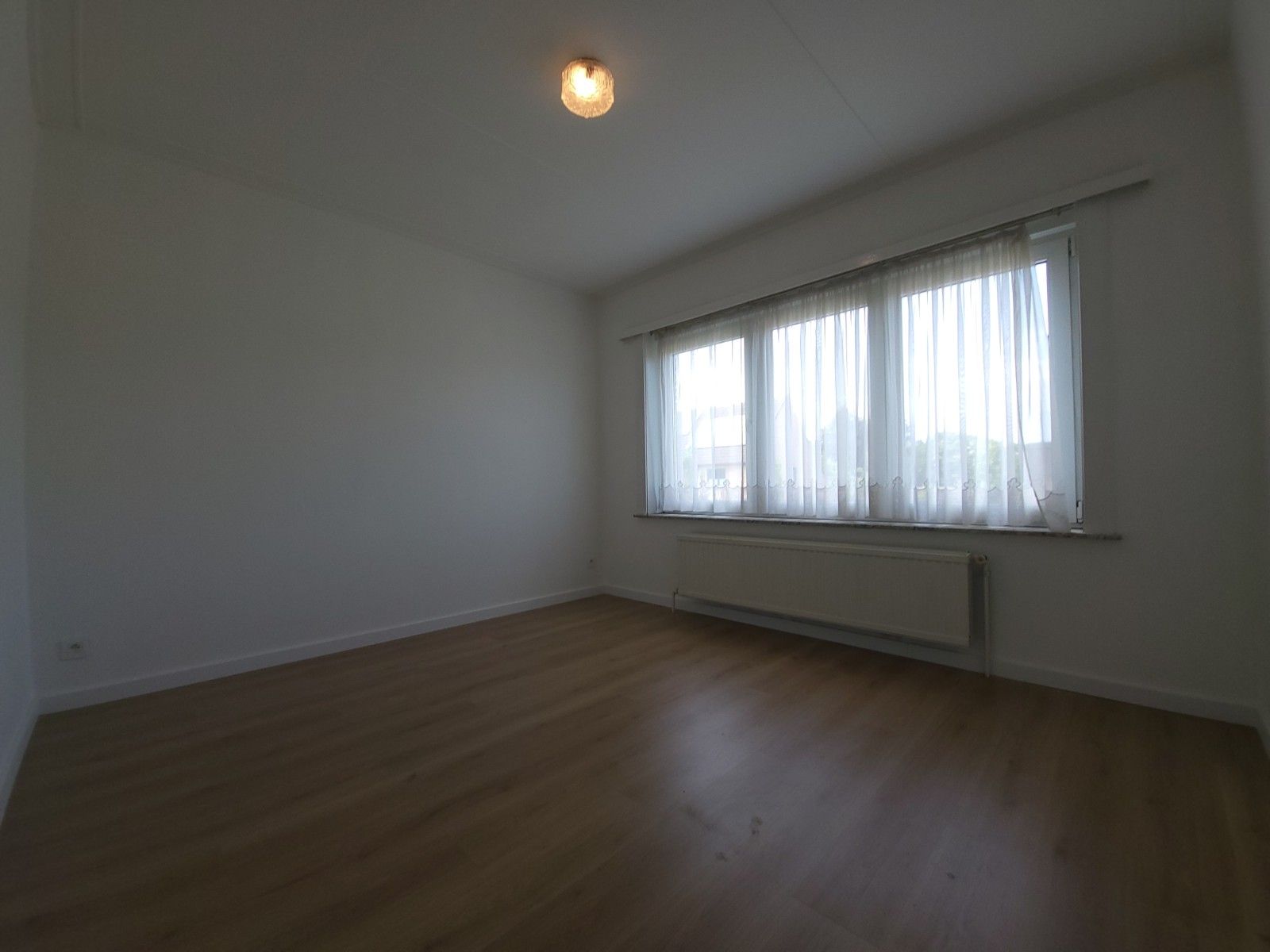 TWEESLAAPKAMER APPARTEMENT MET GARAGE TE WONDELGEM foto 6