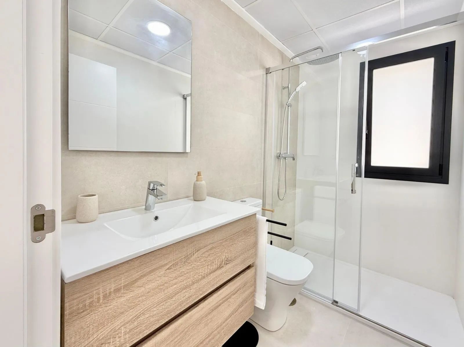 Wonen met stijl onder de Spaanse zon – moderne nieuwbouwwoningen in het hart van de Costa Blanca foto 13