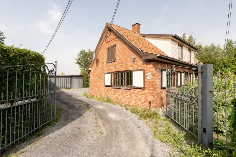Landelijk gelegen woning op een perceel van ca. 860m² foto 9