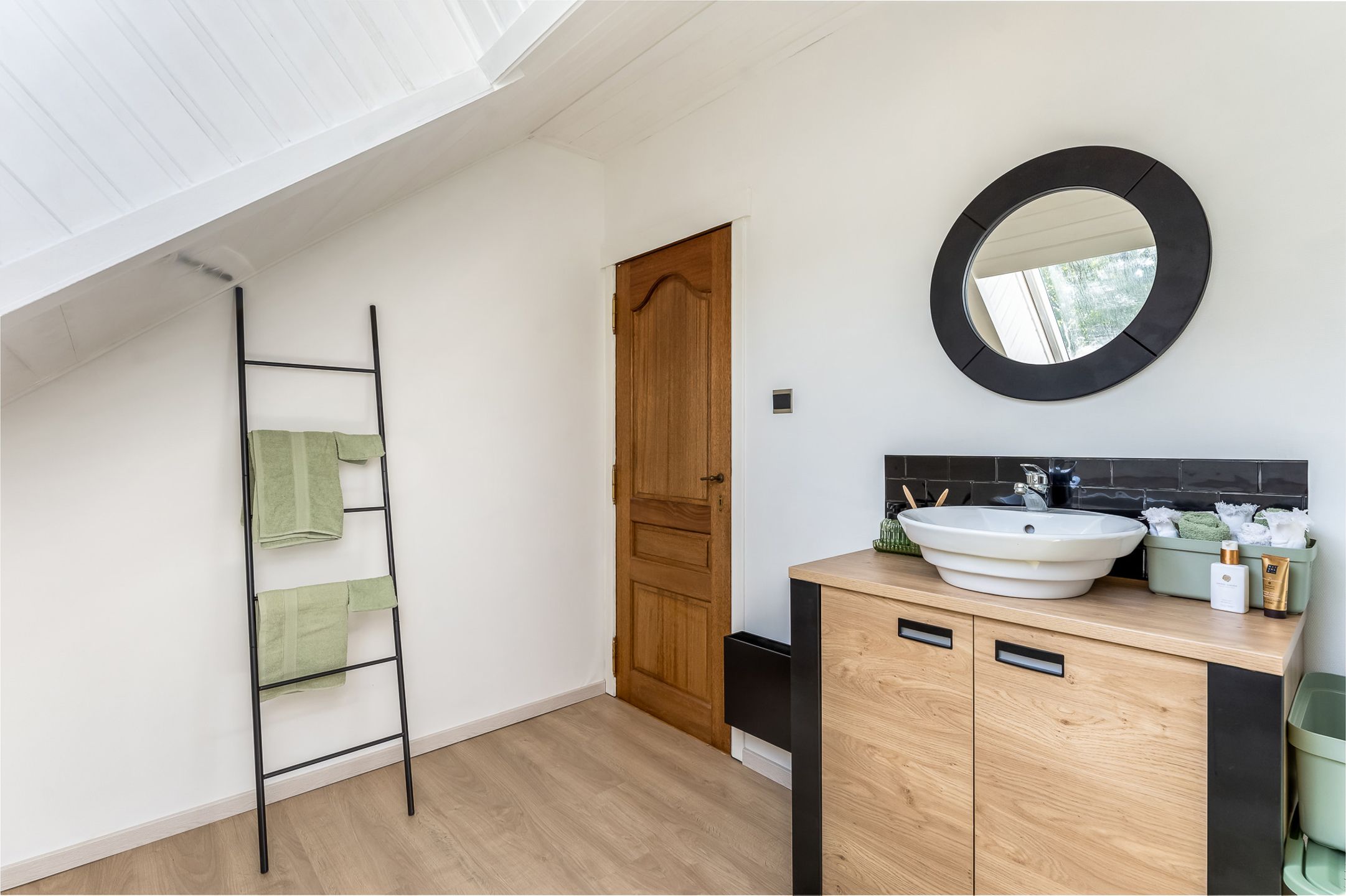 Vrijstaande woning met achteringang op 18a24ca foto 21