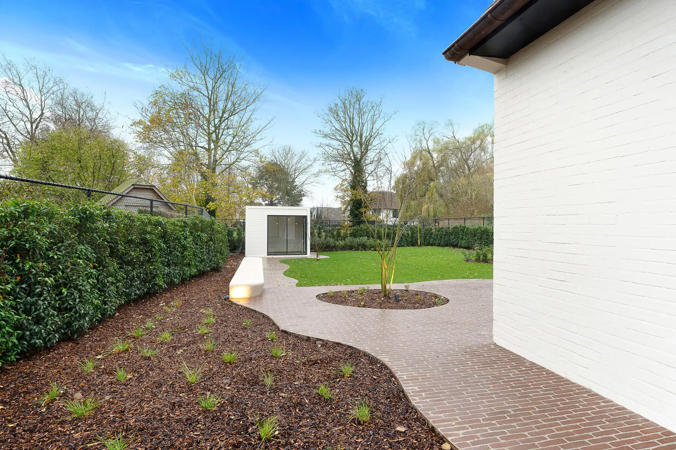 Alleenstaande villa, gelegen in een residentiële omgeving foto 7