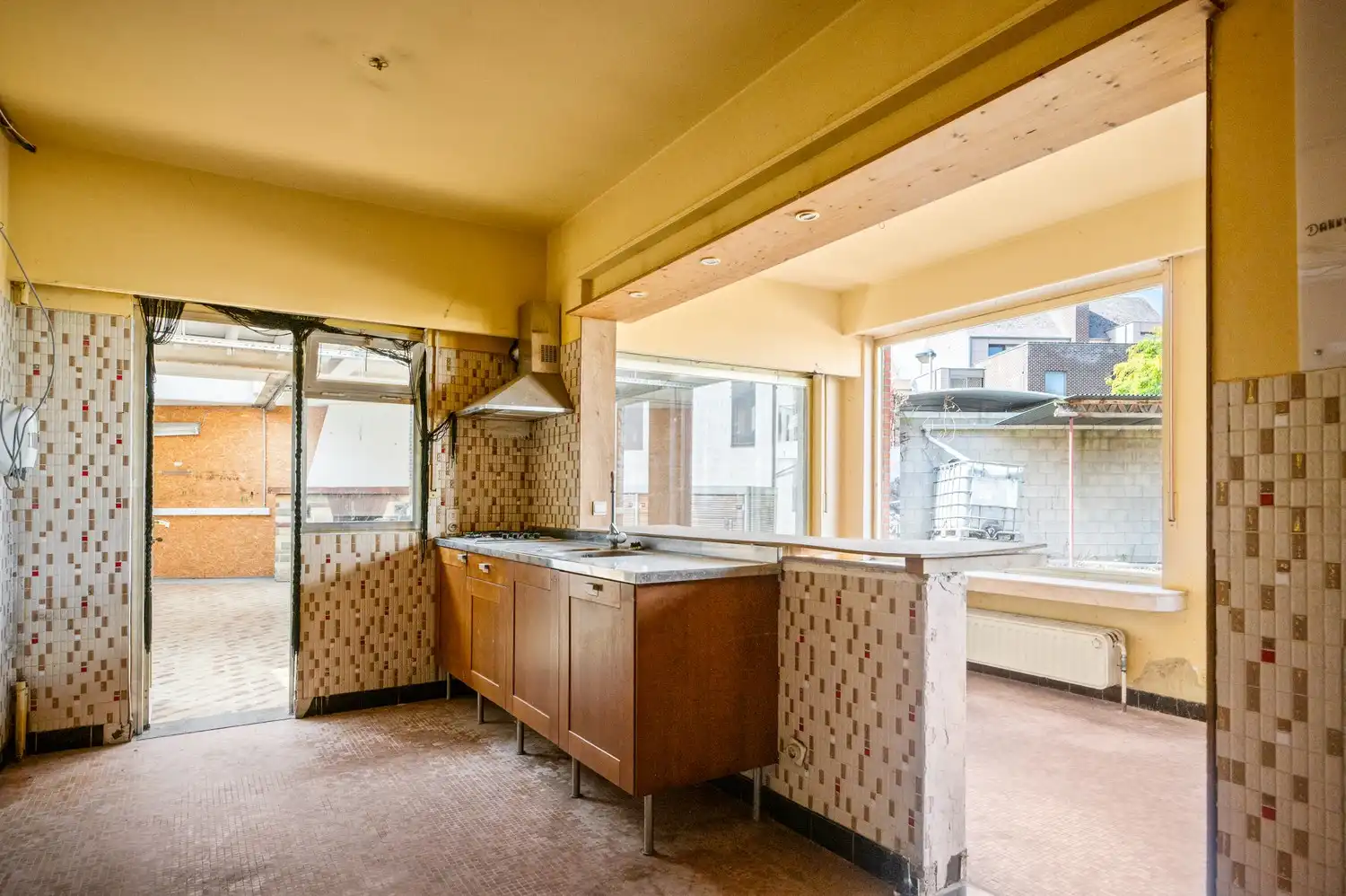Ruim handelspand van 458 m² met woonst, garage en tuin te Duffel foto 12